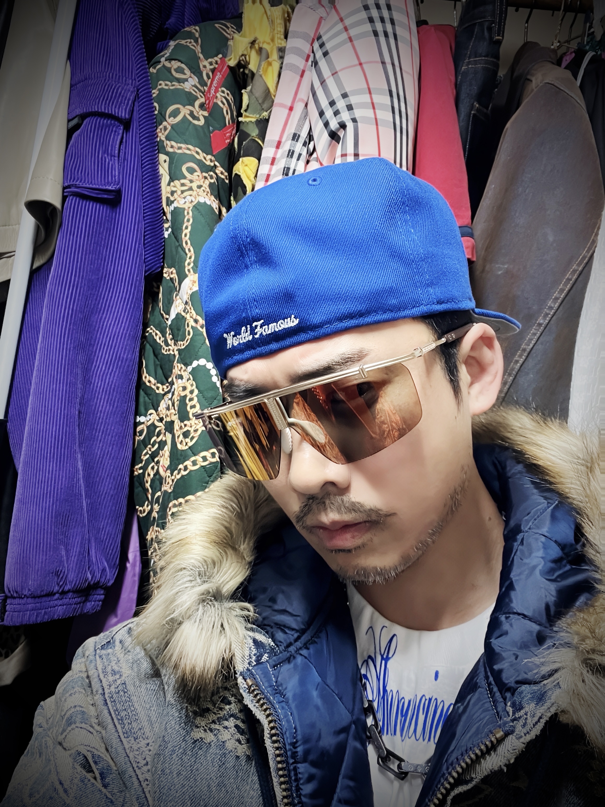 Supreme Leather S/S Work Shirt Tan - 23FW, Supreme Leather S/S Work Shirt Black - 23FW 착용 스타일 - 5