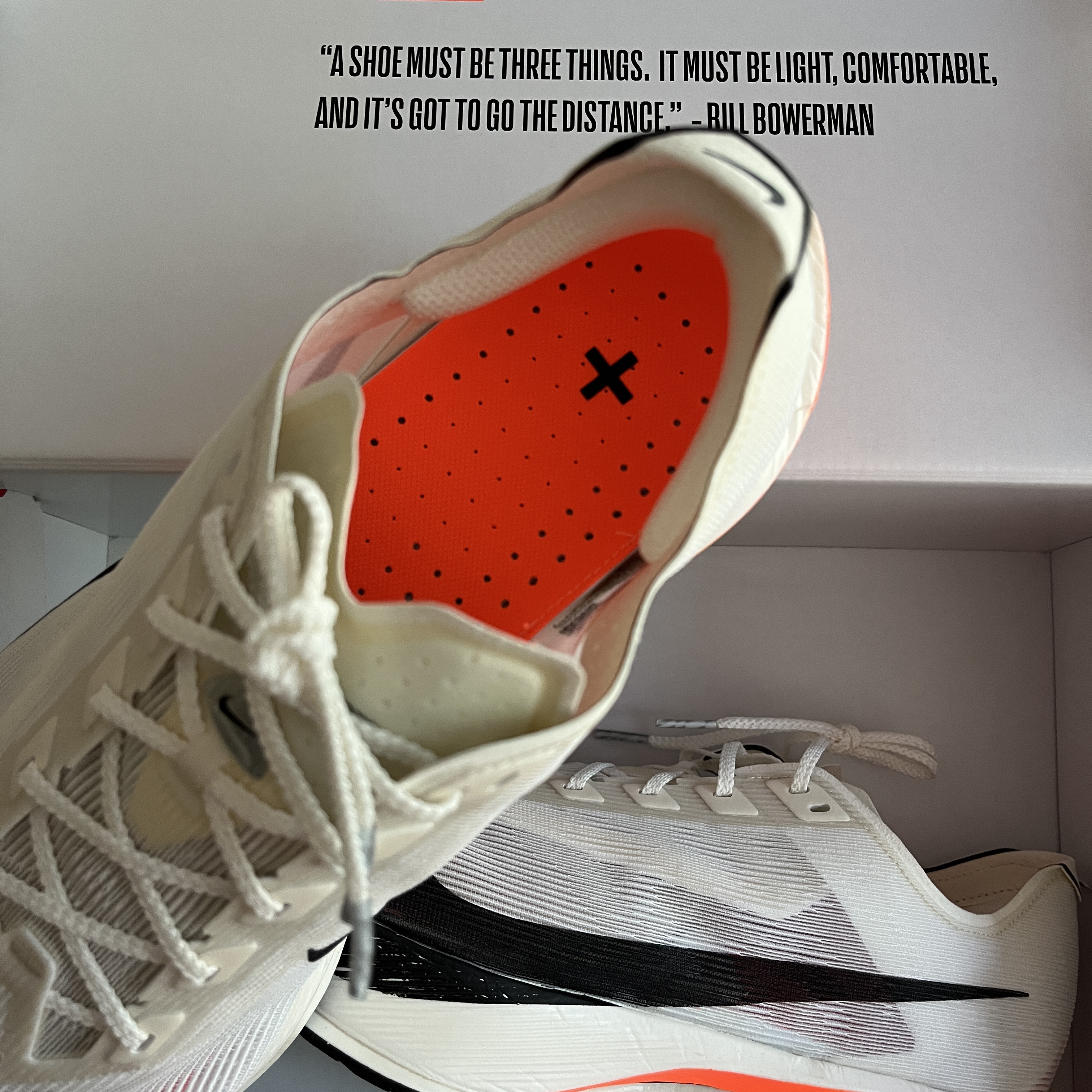 Nike ZoomX Vaporfly Next% 4 Proto Sail Total Orange 착용 스타일 - 1
