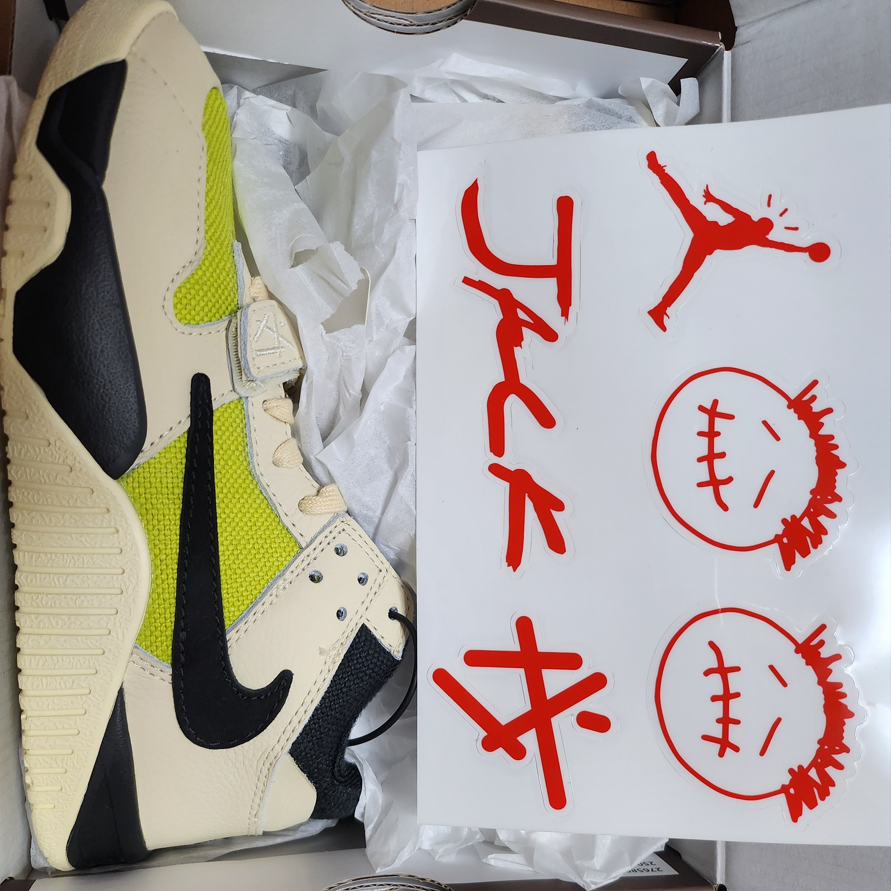 (PS) Jordan x Travis Scott Jumpman Jack TR Bright Cactus 착용 스타일