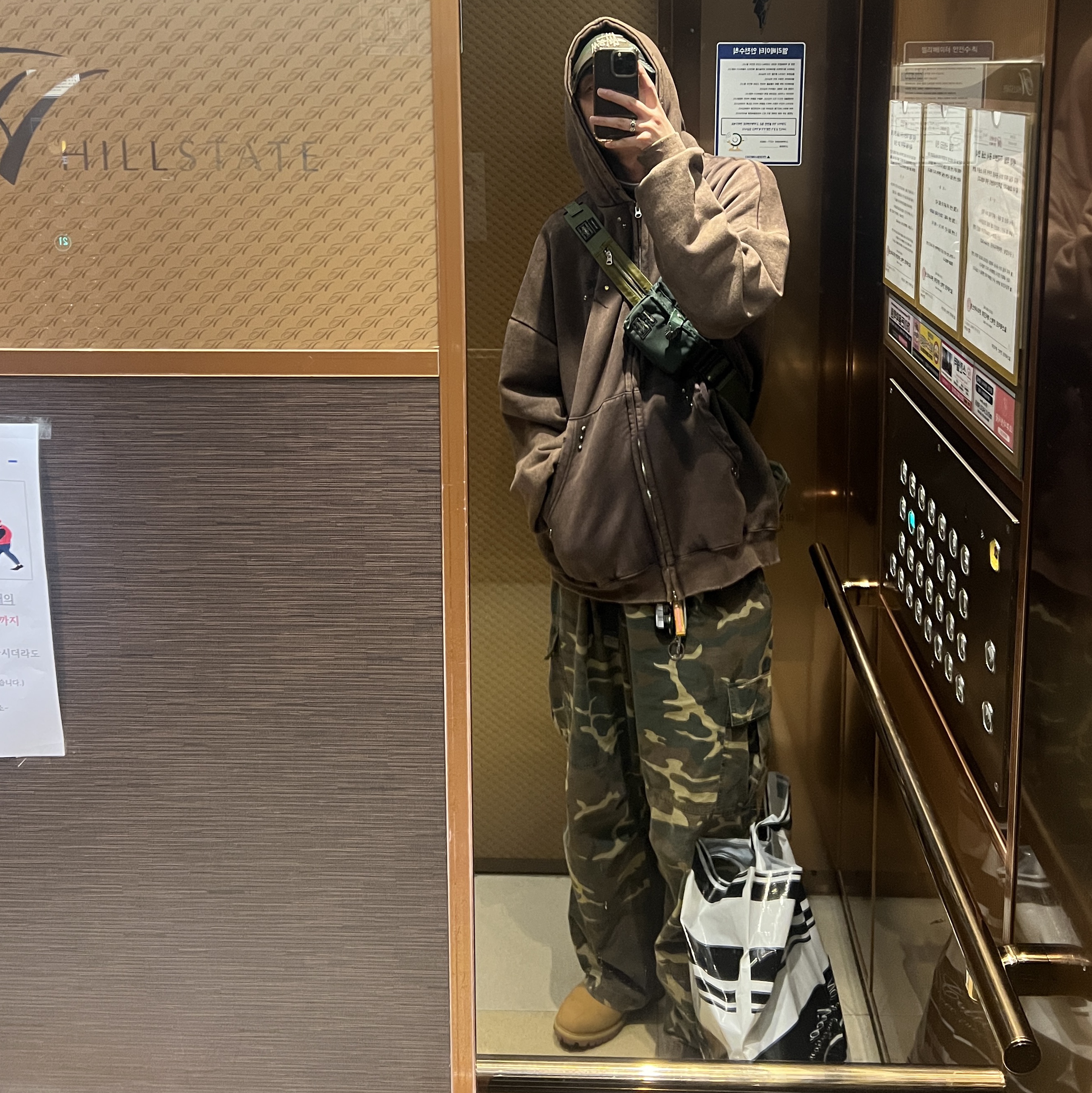 Timberland Premium 6 inch Waterproof Boot Wheat Nubuck - Wide, Porter x Toga Belt Bag Khaki 착용 스타일