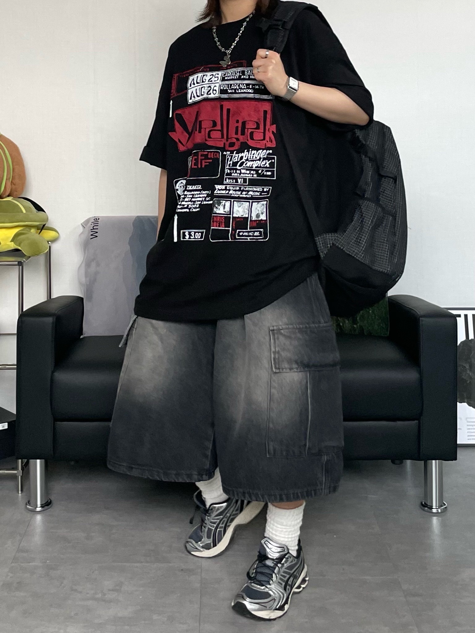 Asics Unlimited Gel-Kayano 14 Carrier Grey Black, Supreme Backpack Black - 24SS 착용 스타일 - 4