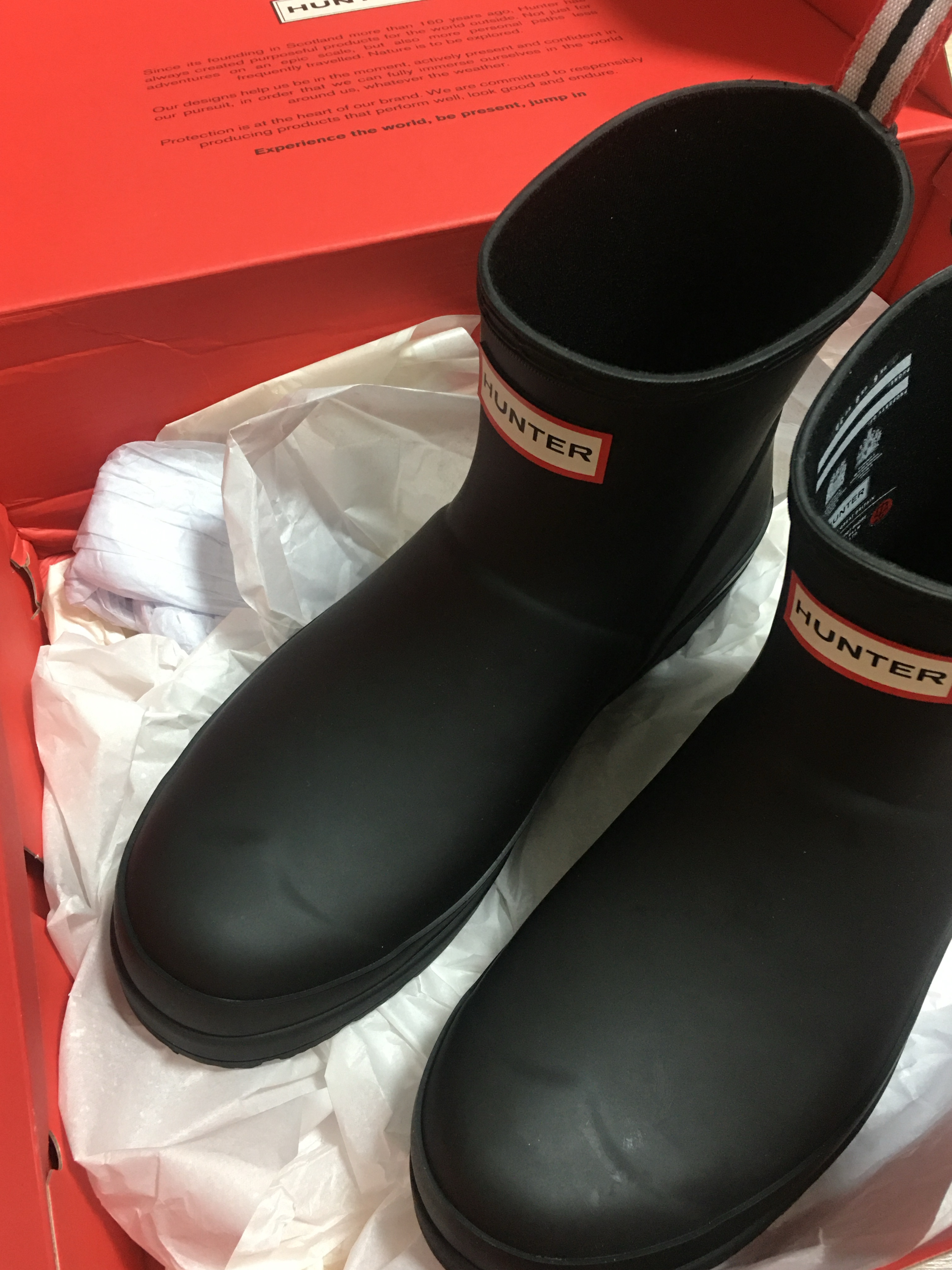 (W) Hunter Play Short Rain Boots Black 착용 스타일