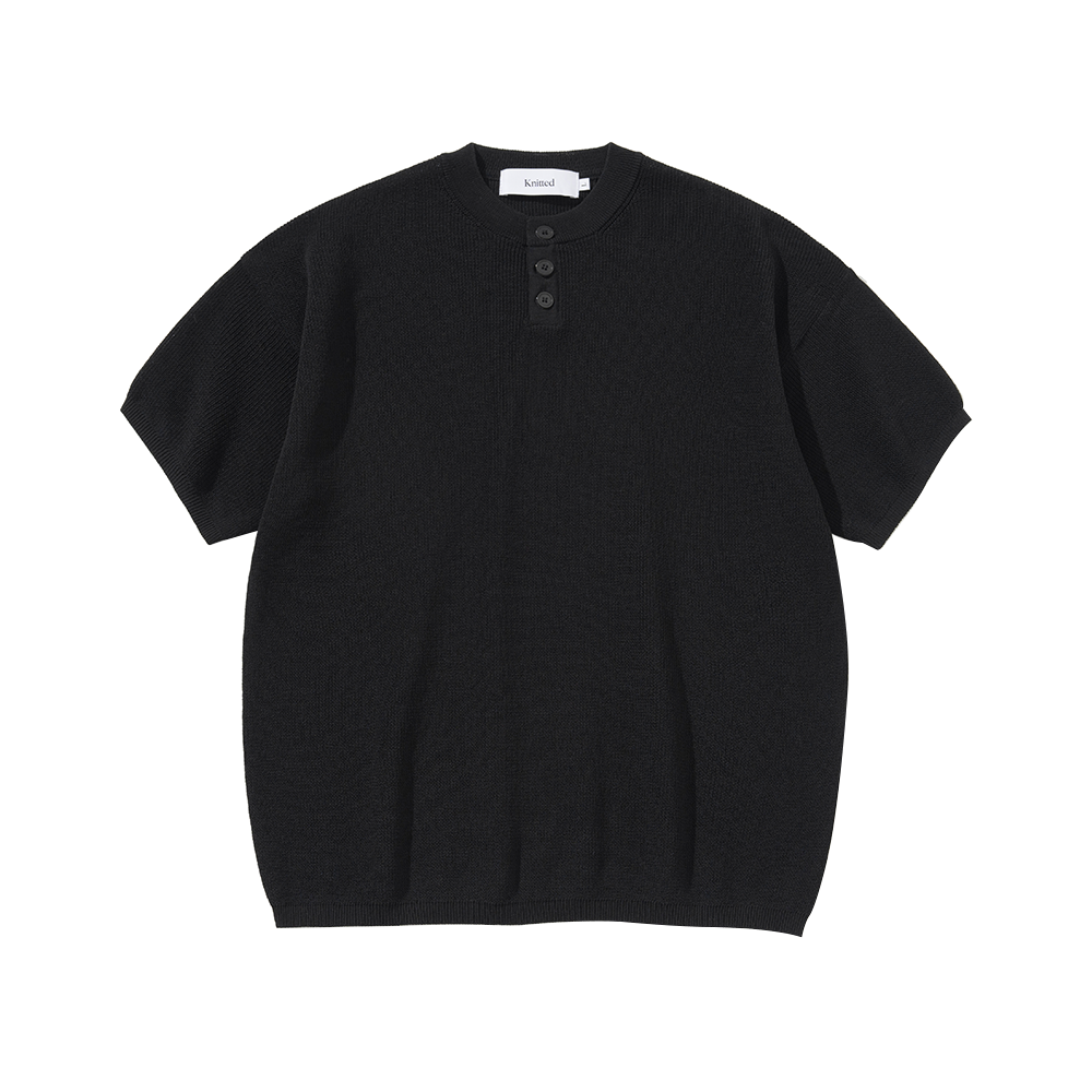 니티드 쿨에버 헨리넥 반팔 니트 블랙(Knitted Coolever Henley Neck Half Sleeve Knit Black)
