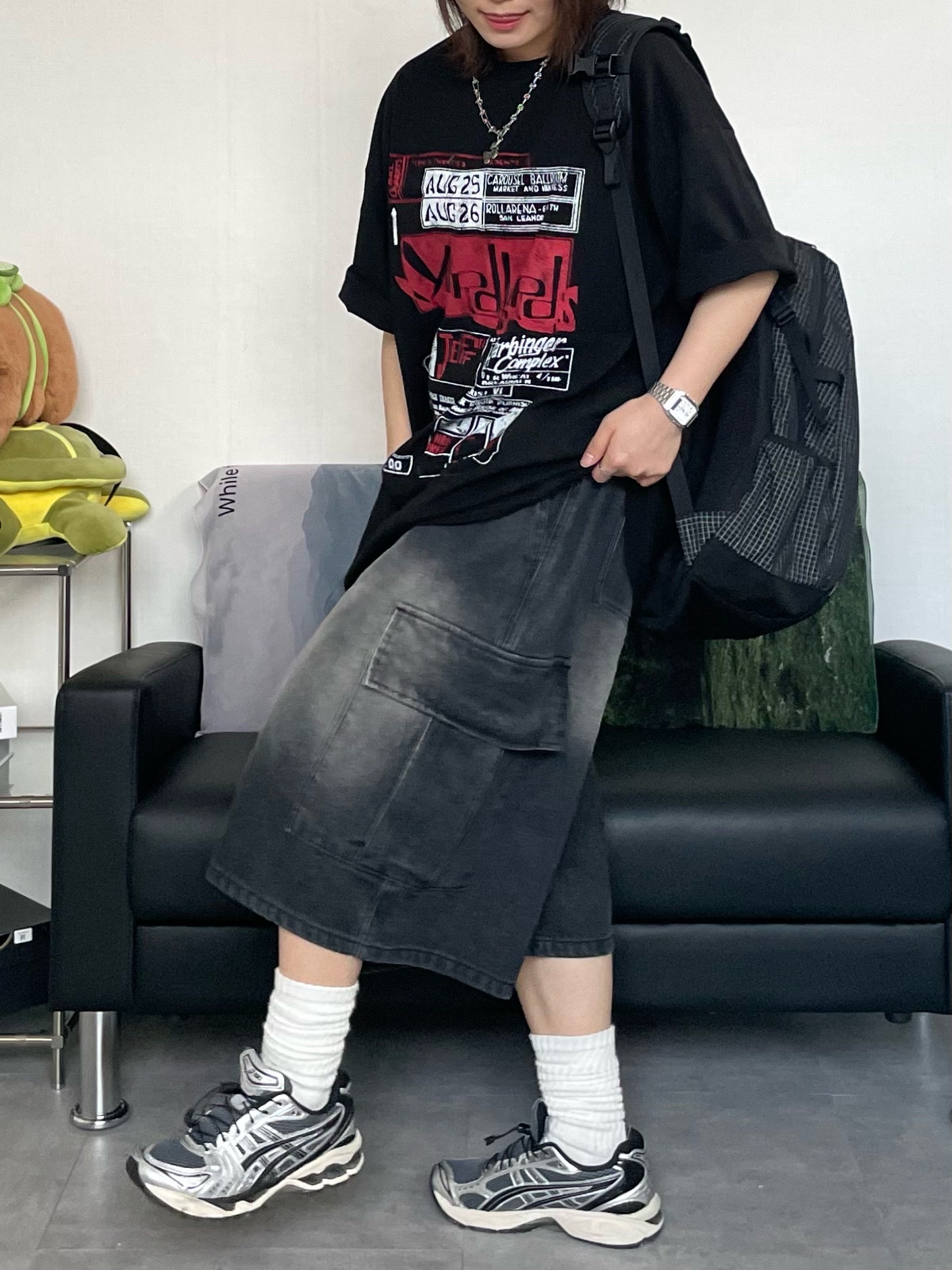 Asics Unlimited Gel-Kayano 14 Carrier Grey Black, Supreme Backpack Black - 24SS 착용 스타일 - 2