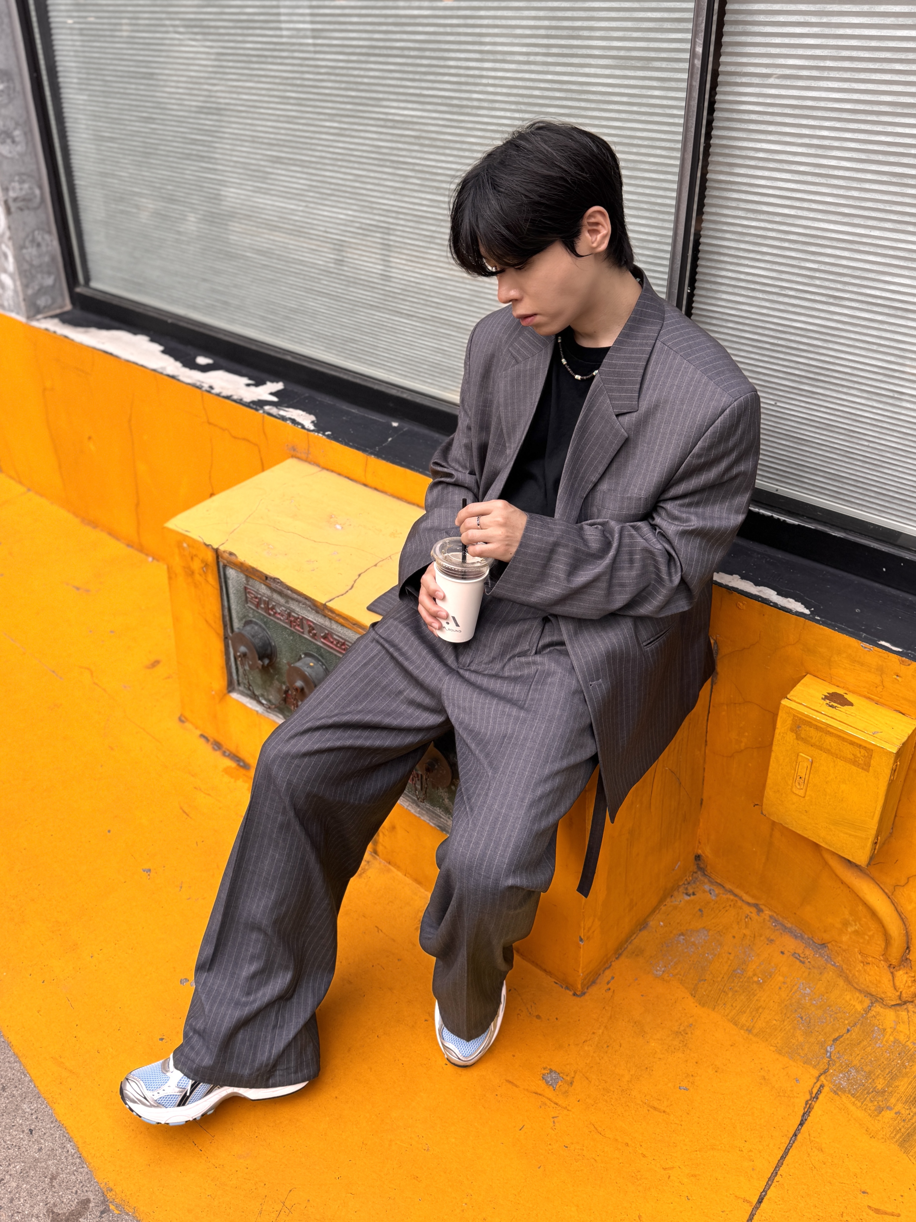 Hono Report Leaf Bracelet, Gentle Monster x Maison Margiela MM007 Black Black 착용 스타일 - 2