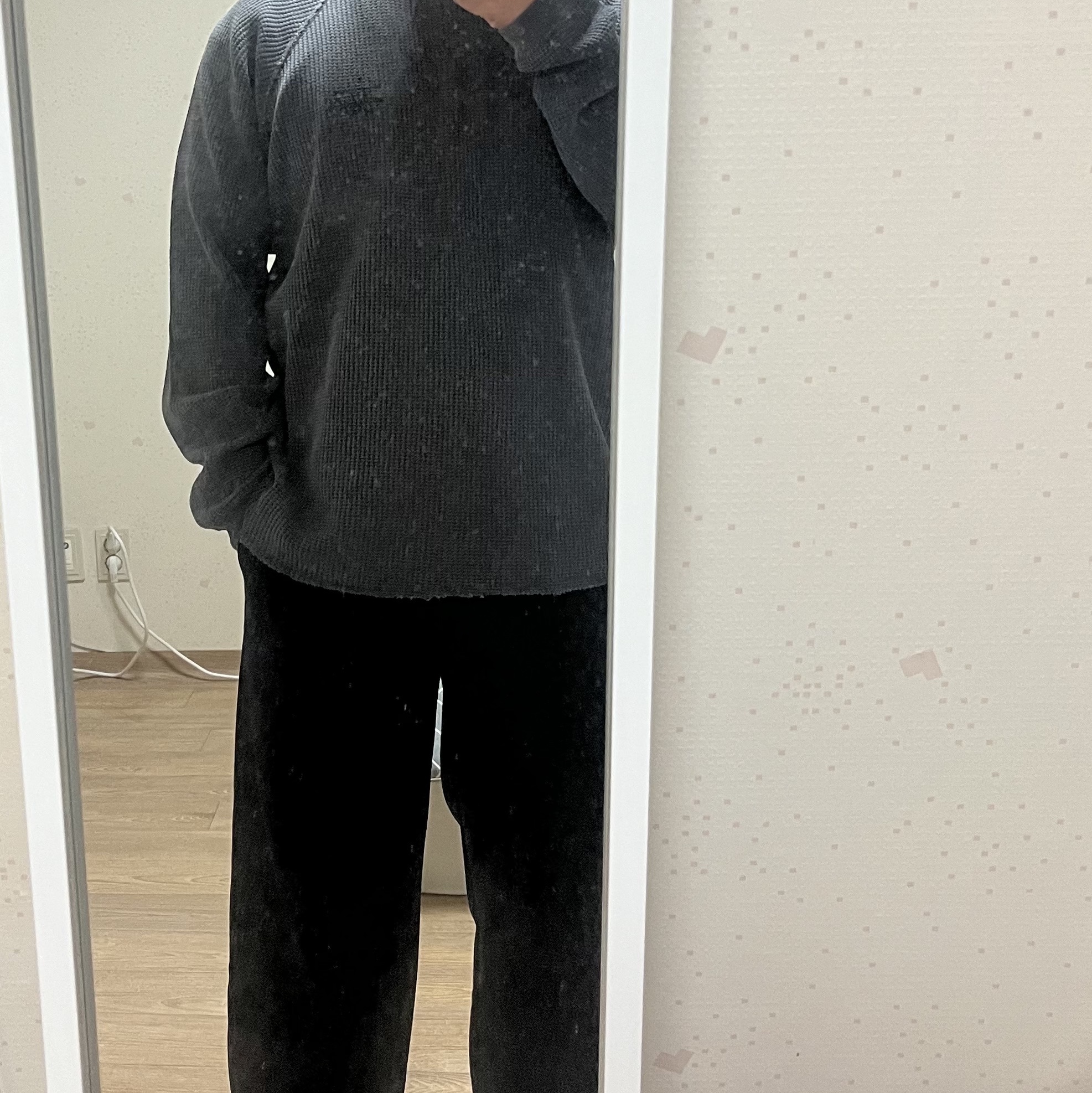 Stussy Raglan Thermal LS Crew Washed Black 착용 스타일