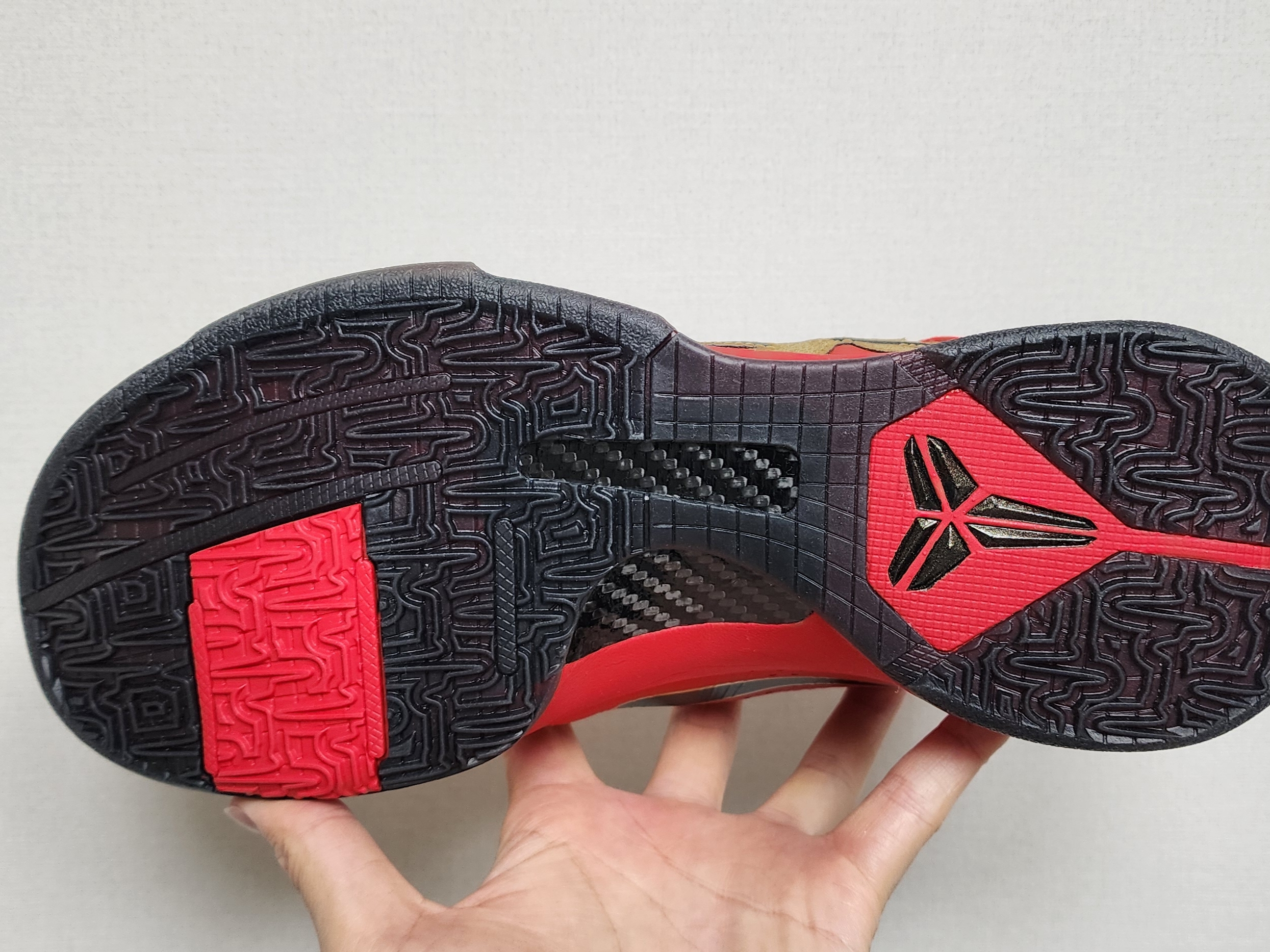 Nike Kobe 5 Protro Year of the Mamba University Red 착용 스타일