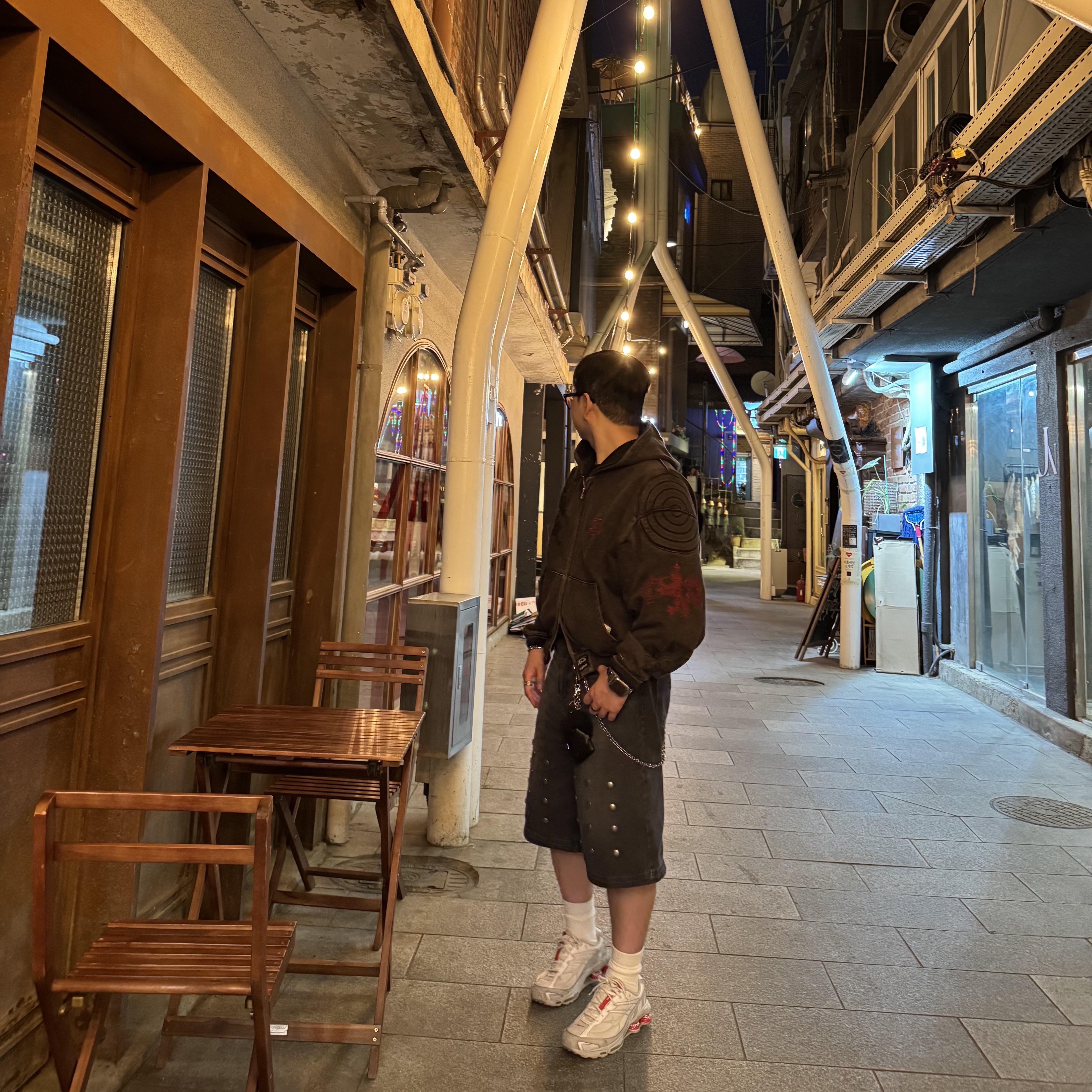 Nike x Supreme Shox Ride 2 SP White 착용 스타일