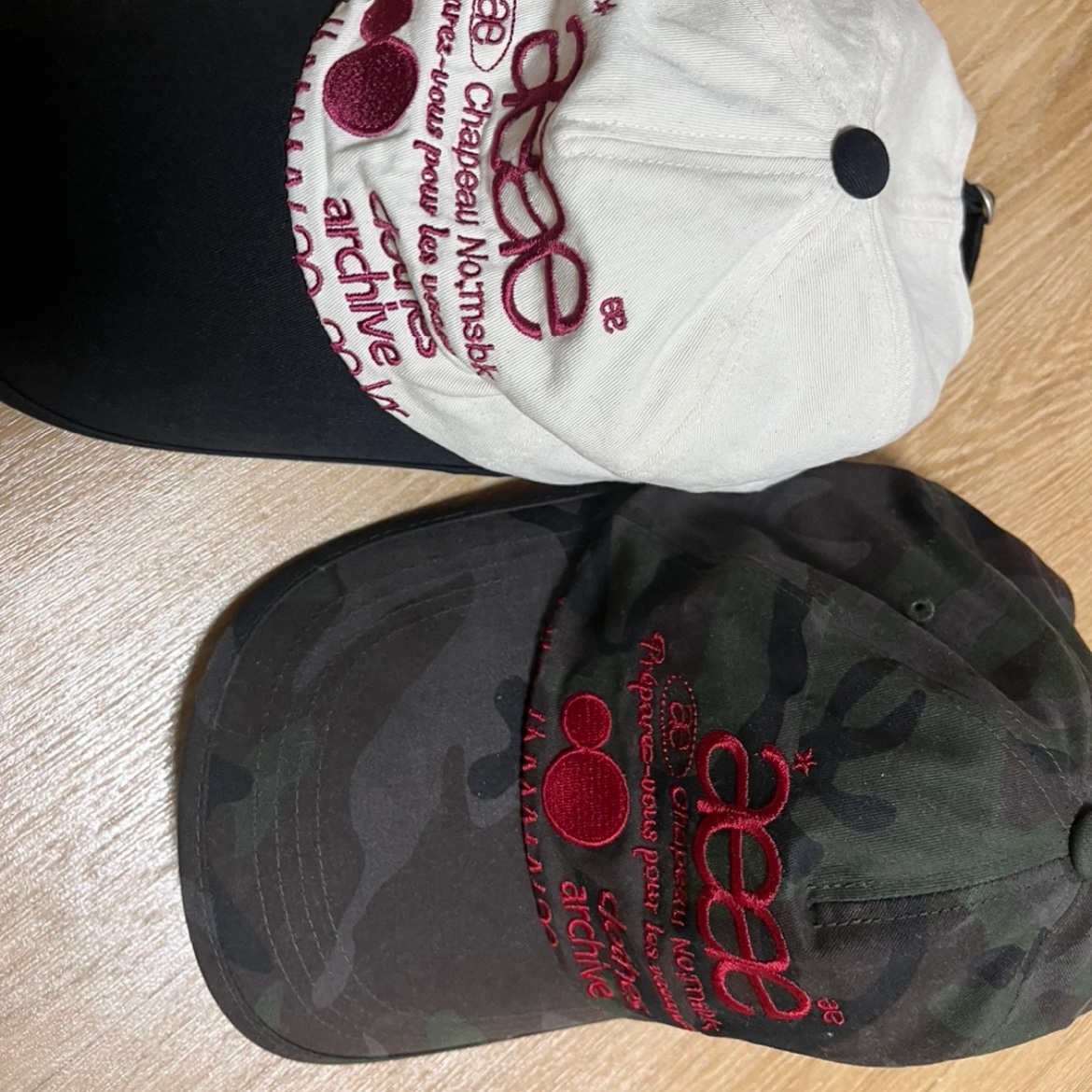 AEAE Web Logo Camo 5 Pannel Cap Black 착용 스타일