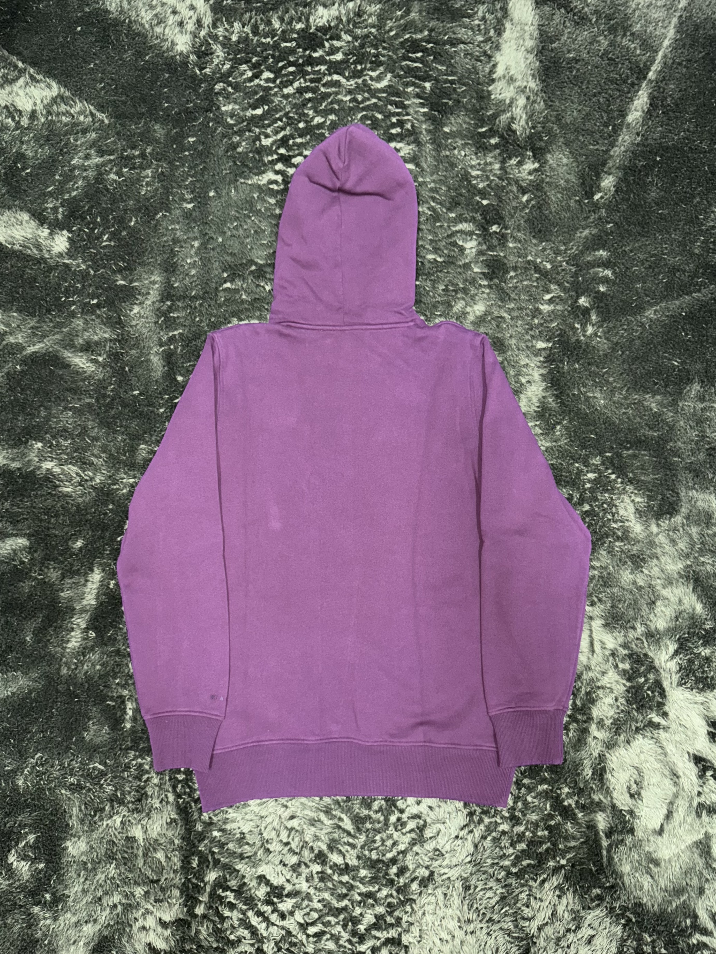 1017 Alyx 9SM Graphic Printed Hoodie Wine 착용 스타일 - 7