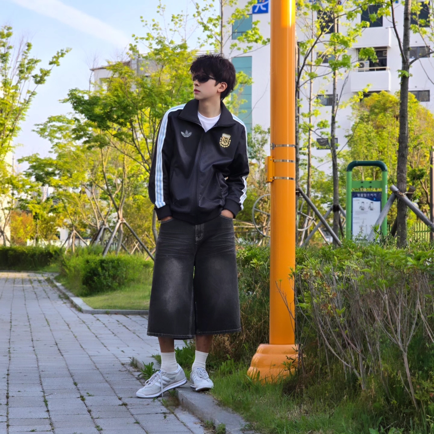 Adidas Argentina Beckenbauer Track Top Utility Black - KR Sizing, Adidas Argentina Beckenbauer Track Top Utility Black - US Sizing 착용 스타일 - 7