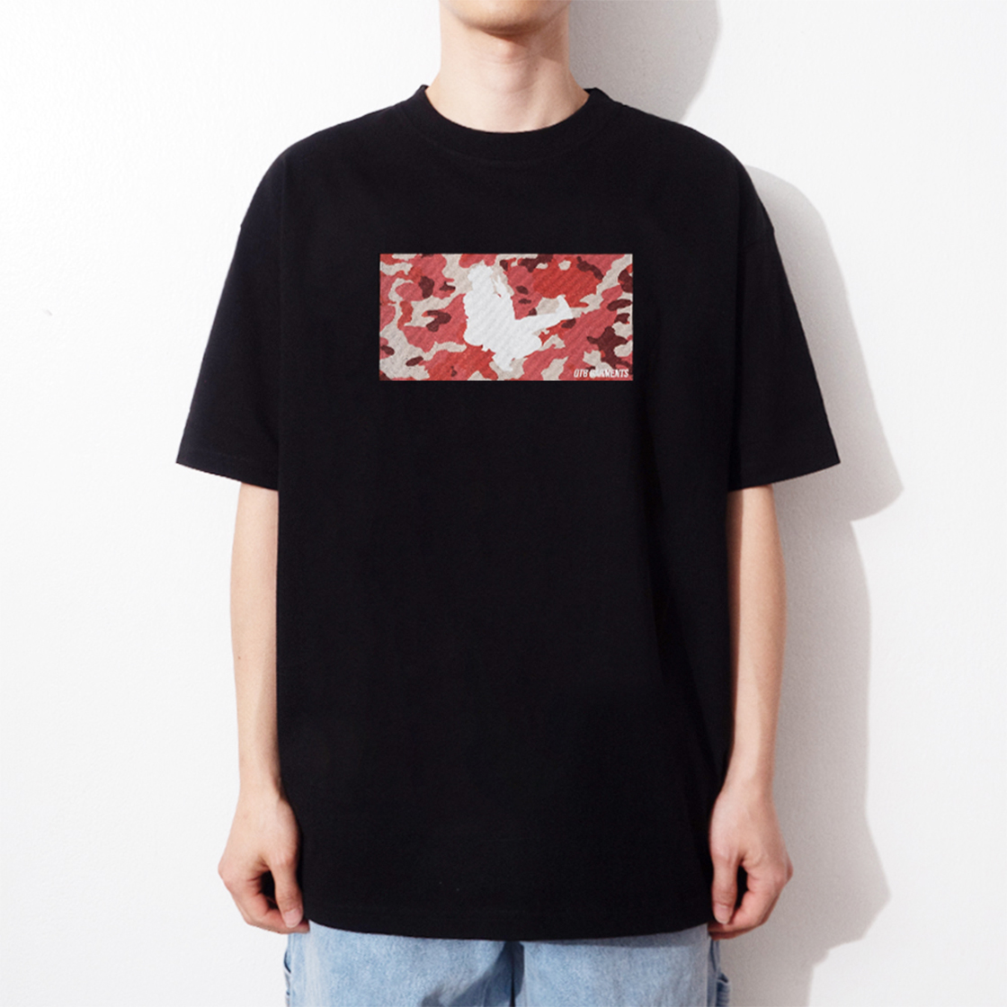큐티에잇 가먼츠 누들 X 큐티에잇 핑크 카모 티 블랙(QT8 GARMENTS Noodle X QT8 Pink Camo Tee Black) - 3