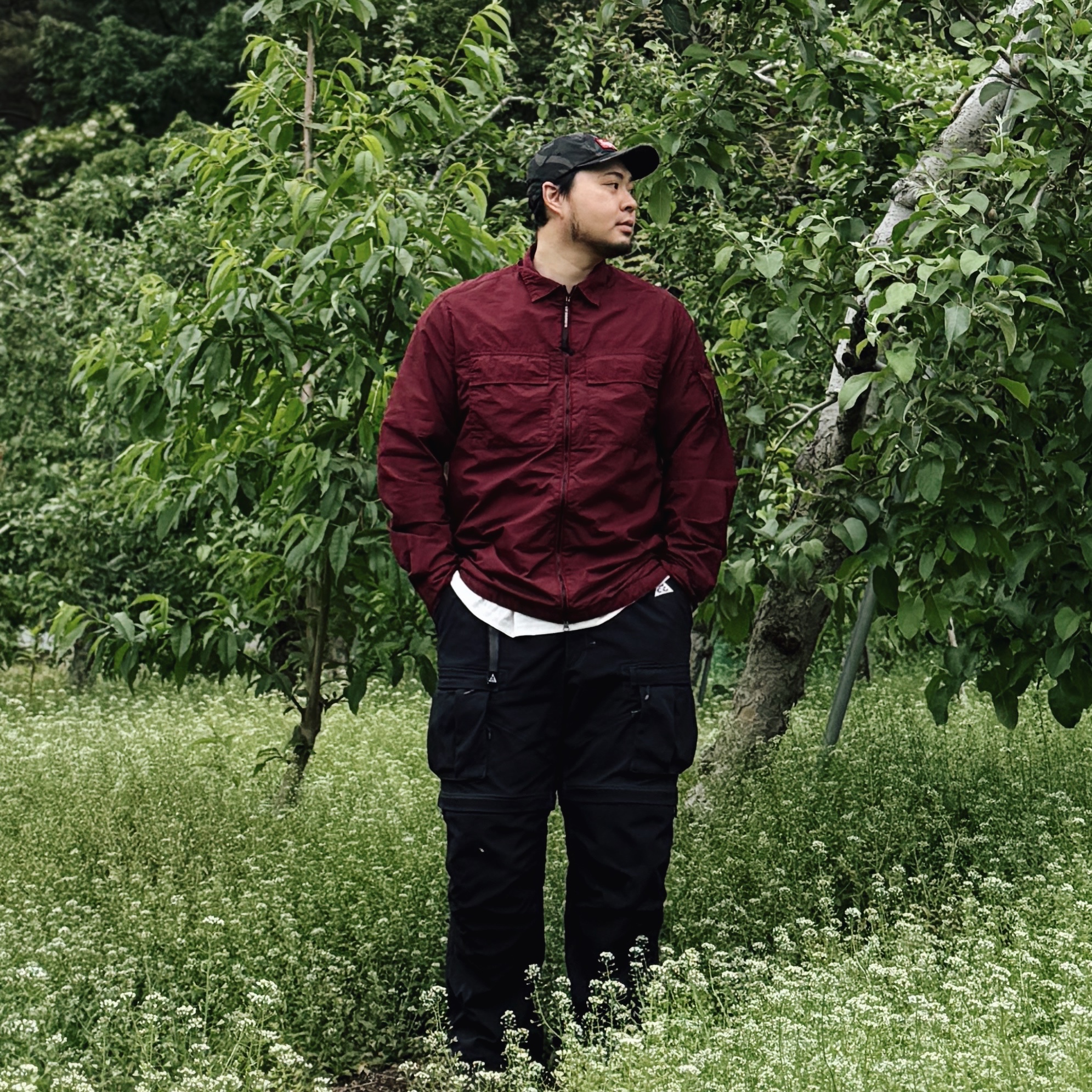 C.P. Company Chrome-R Lens Overshirt Night Shade Purple - 24FW, Nike ACG Smith Summit Cargo Pants Black Anthracite - Asia 착용 스타일 - 1