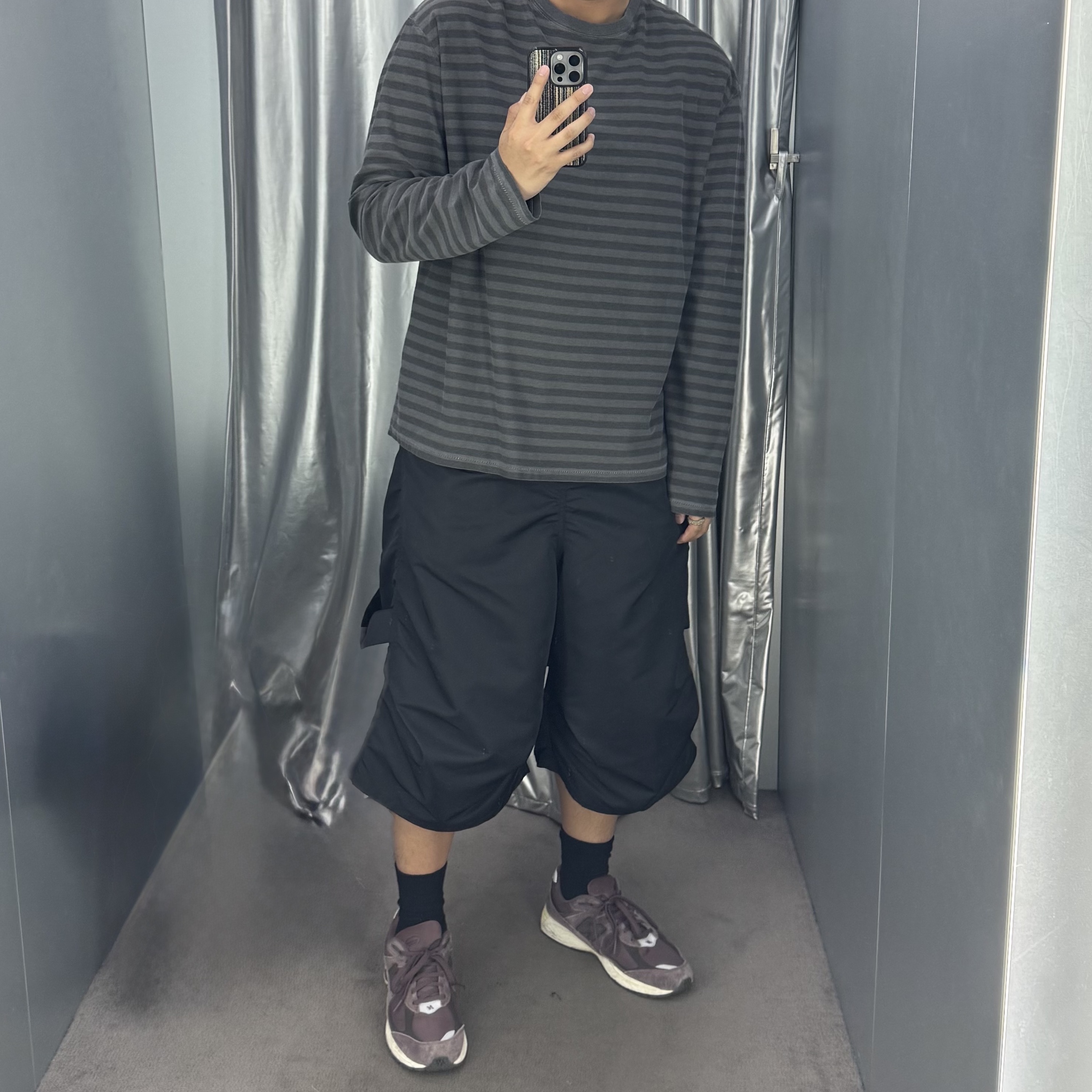 Kamien 247 Nylon Bermuda Pants Black 착용 스타일