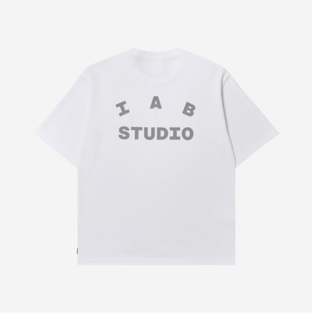 아이앱 스튜디오 티셔츠 화이트 그레이 | IAB Studio | KREAM