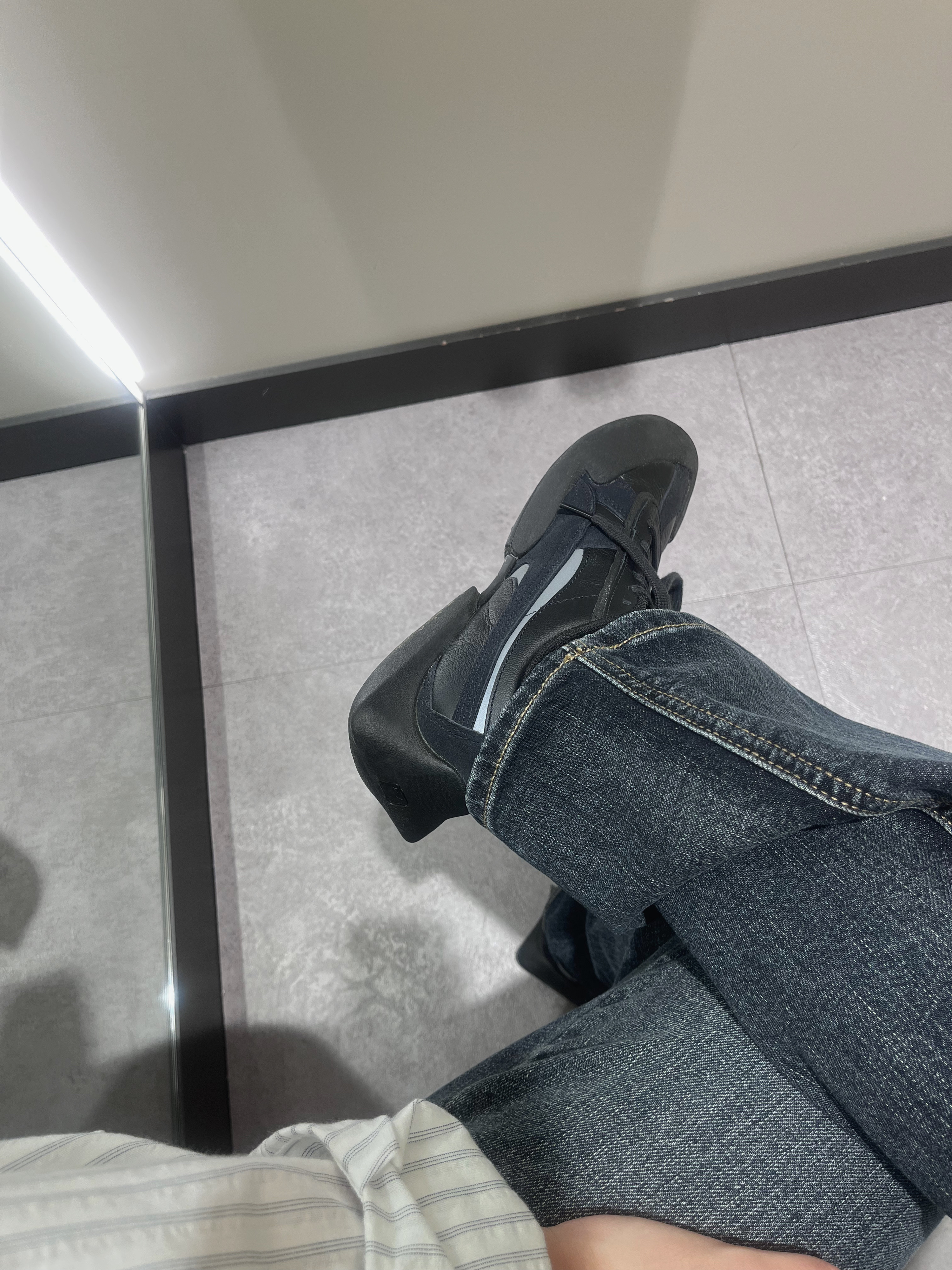 Puma Vaderon Black 착용 스타일 - 3
