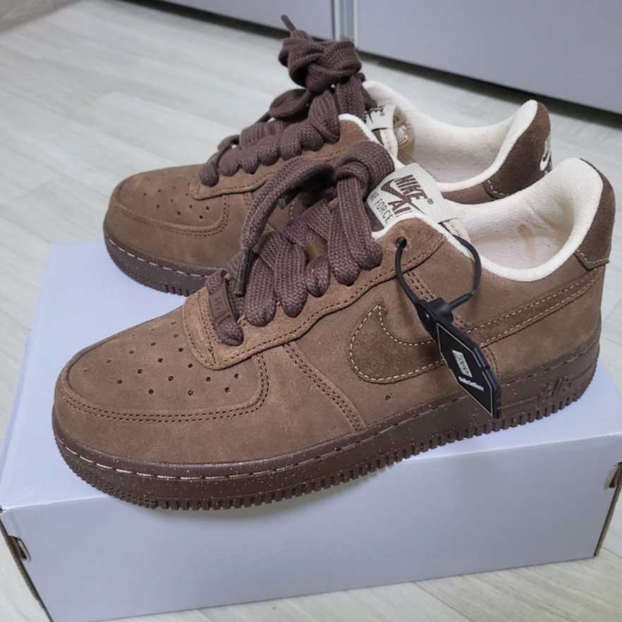 (W) Nike Air Force 1 '07 Cacao Wow 착용 스타일