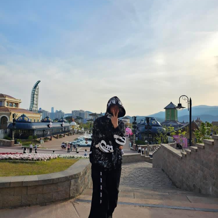Palace Basically A Lanyard Black - 23SS 착용 스타일 - 3