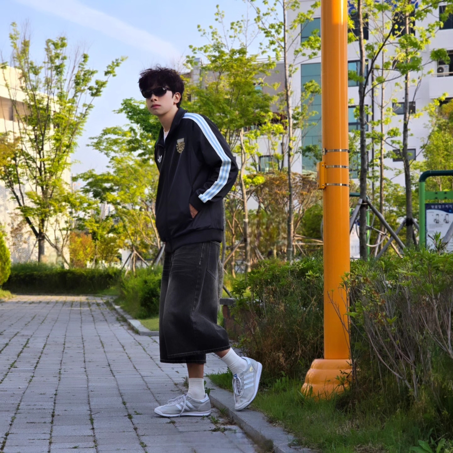 Adidas Argentina Beckenbauer Track Top Utility Black - KR Sizing, Adidas Argentina Beckenbauer Track Top Utility Black - US Sizing 착용 스타일 - 4