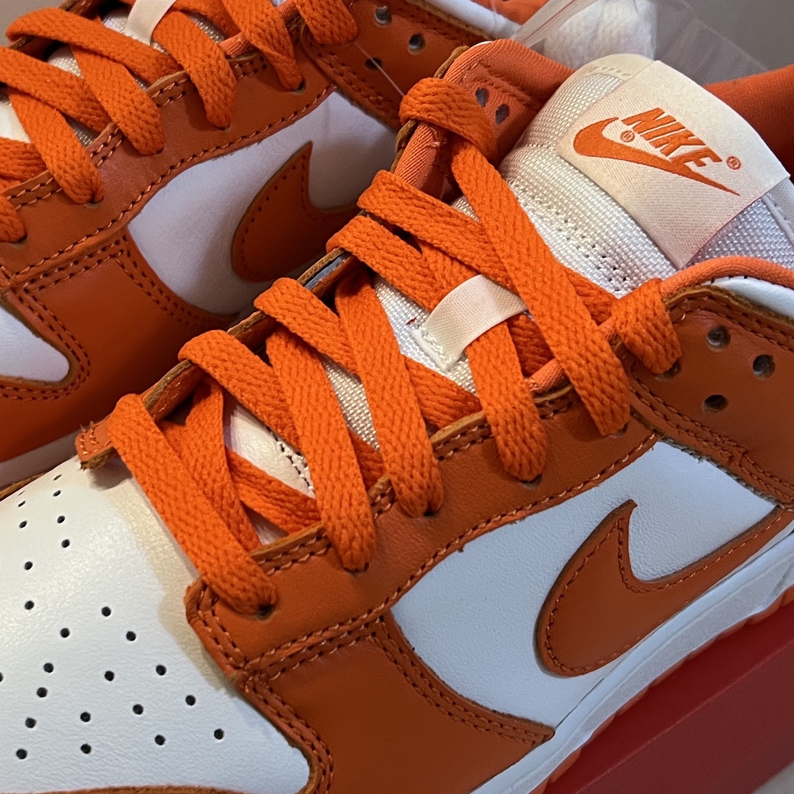 Nike Dunk Low SP Syracuse 2022 착용 스타일