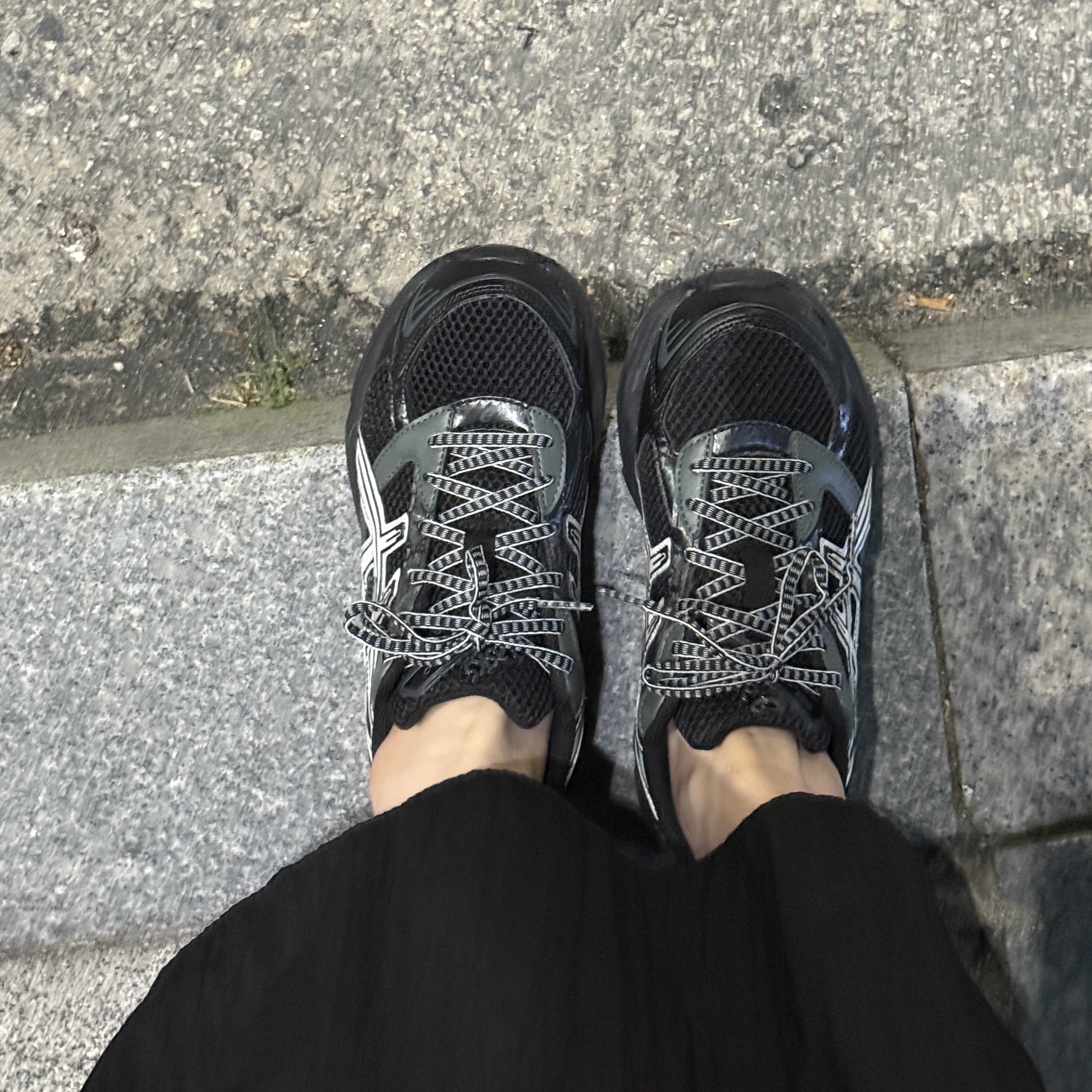 Asics Gel-1130 Black Glacier Grey - Folder Exclusive 착용 스타일