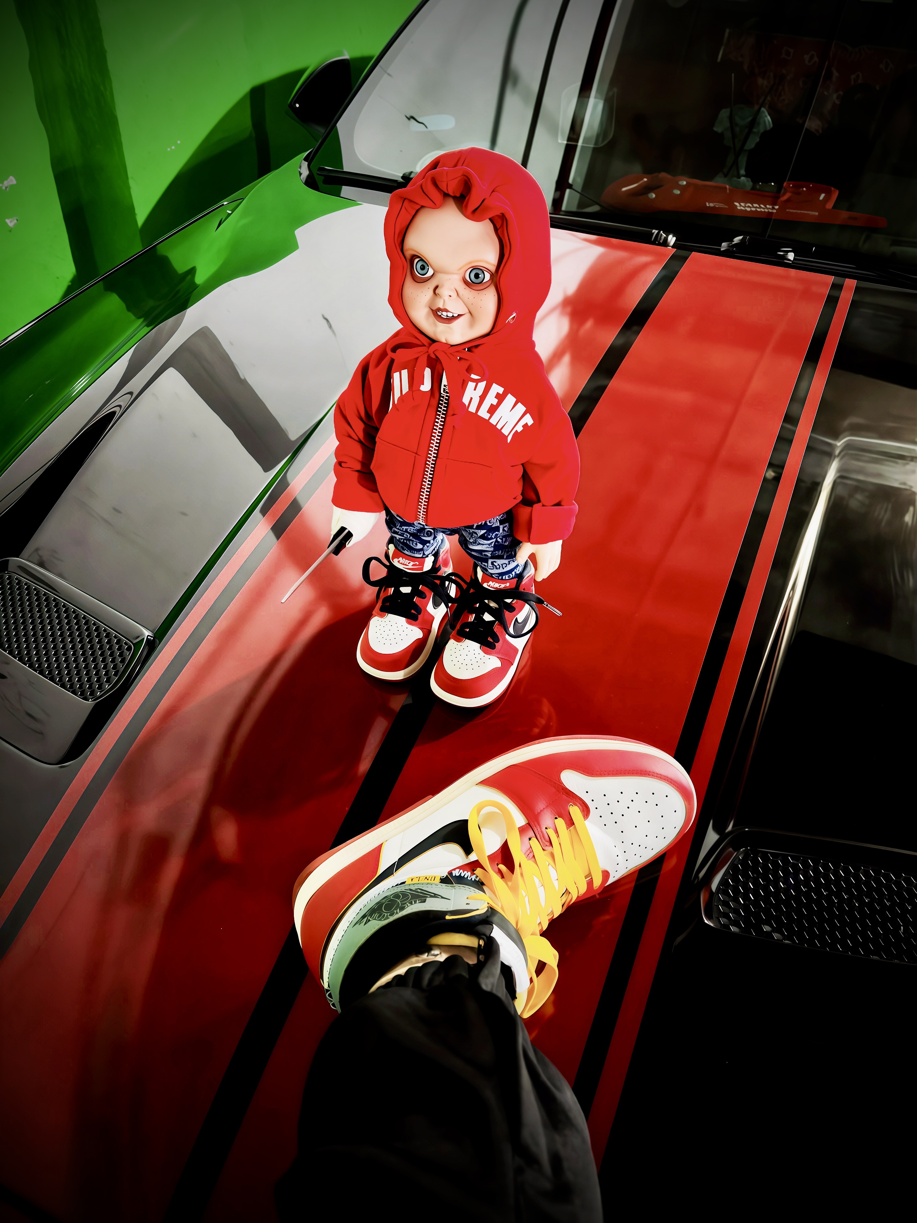 Supreme Chucky Doll - 20FW, Supreme x Steiff ET Multicolor - 25SS 착용 스타일 - 4