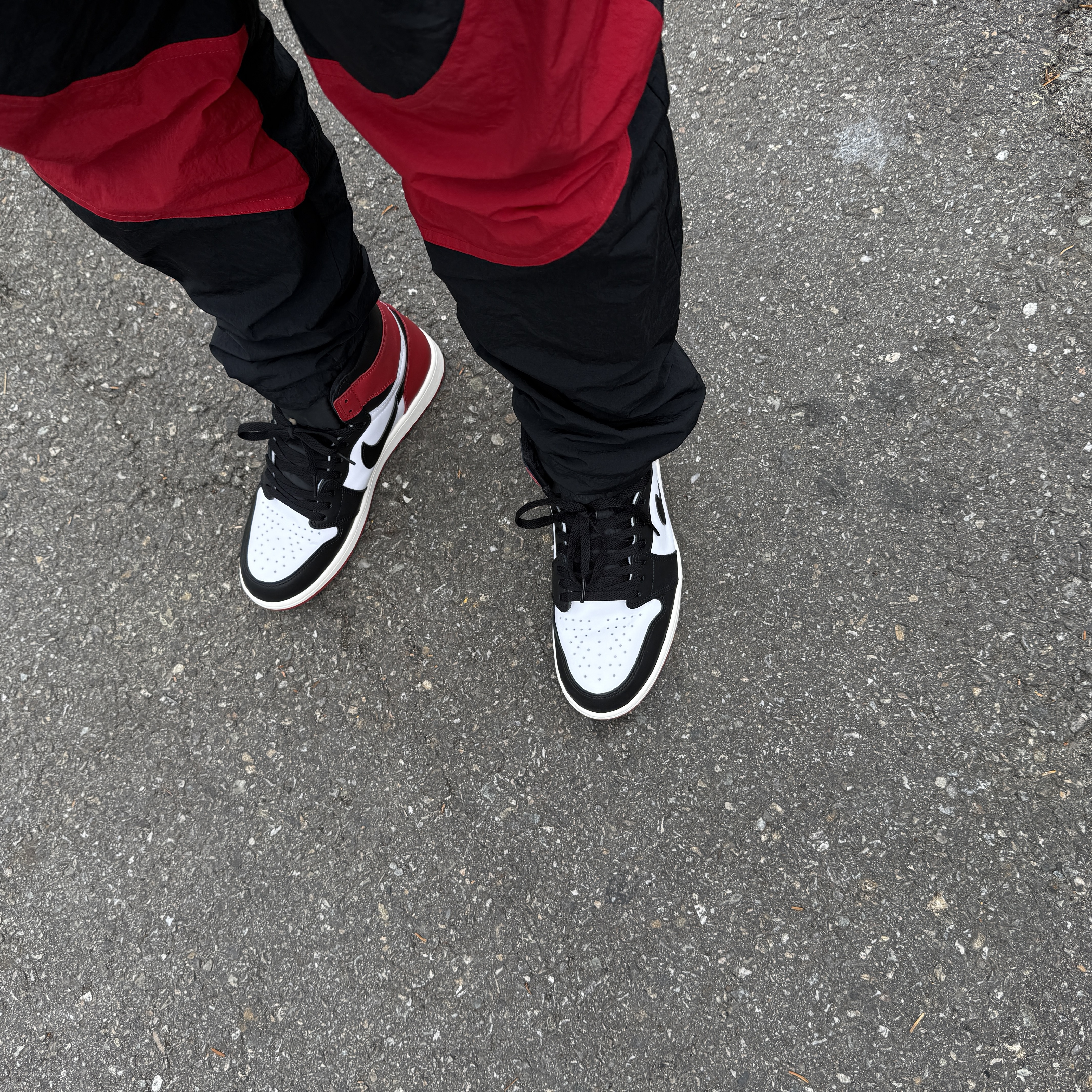 Jordan 1 Retro High OG Black Toe 착용 스타일