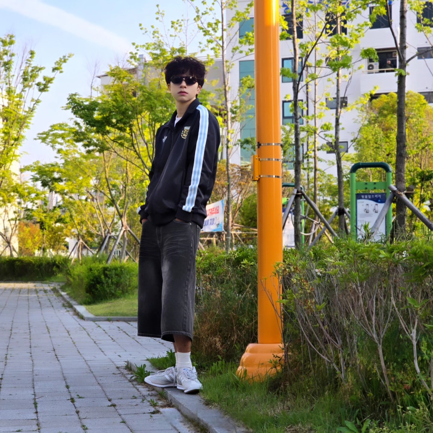 Adidas Argentina Beckenbauer Track Top Utility Black - KR Sizing, Adidas Argentina Beckenbauer Track Top Utility Black - US Sizing 착용 스타일 - 3