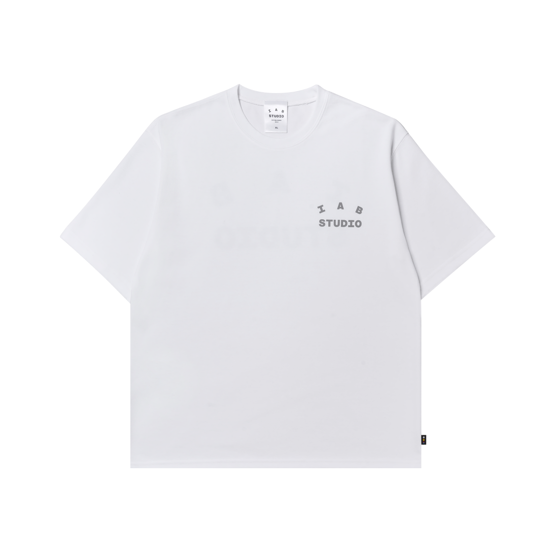 ★送料・関税込★IAB Studio★IAB Studio T-Shirt White Navy★ s-l1200.png