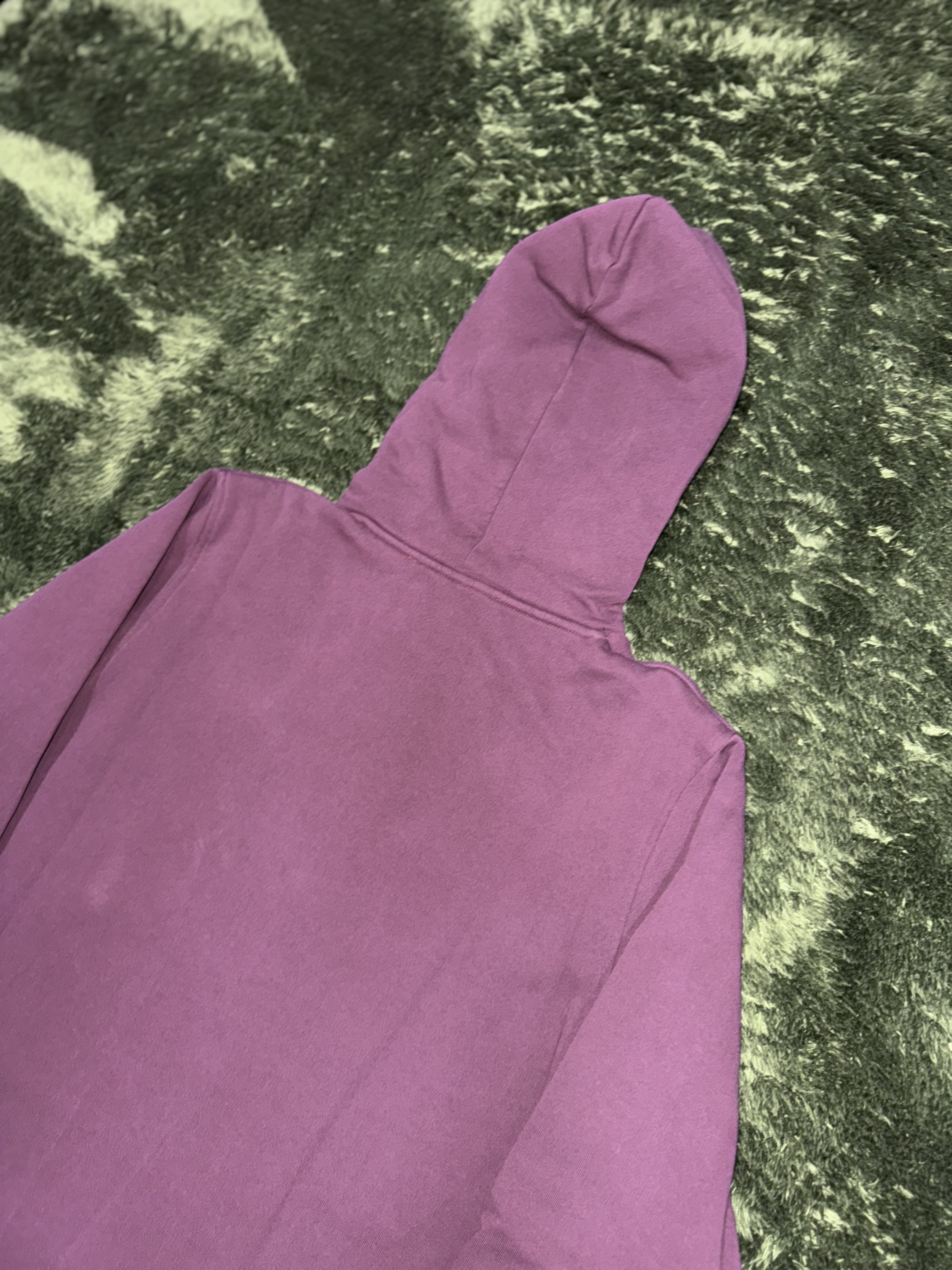 1017 Alyx 9SM Graphic Printed Hoodie Wine 착용 스타일 - 8