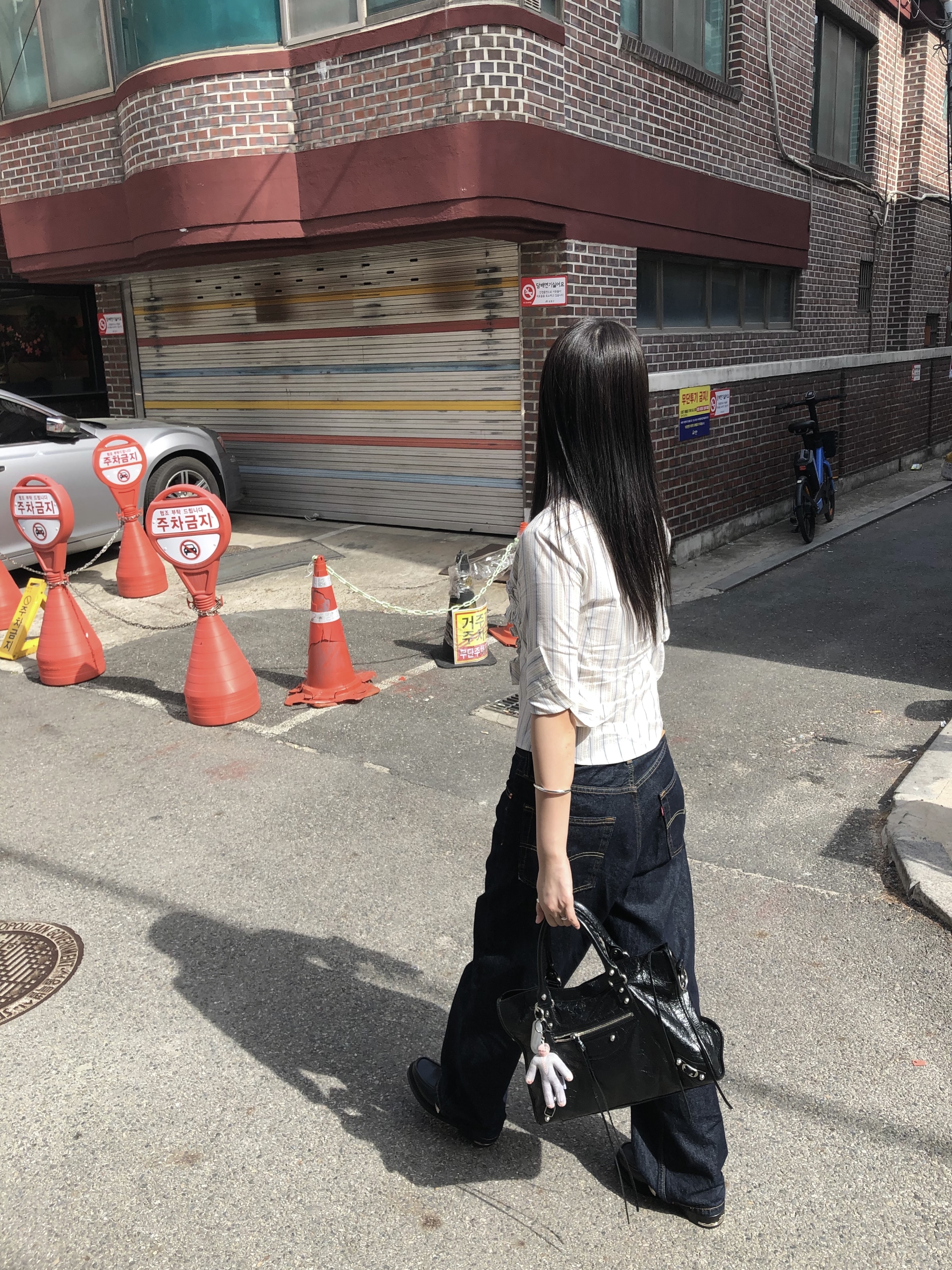 Balenciaga Le City Medium Bag Black Silver, Soft Thumbnail Robert 63, Business Attire 착용 스타일 - 2