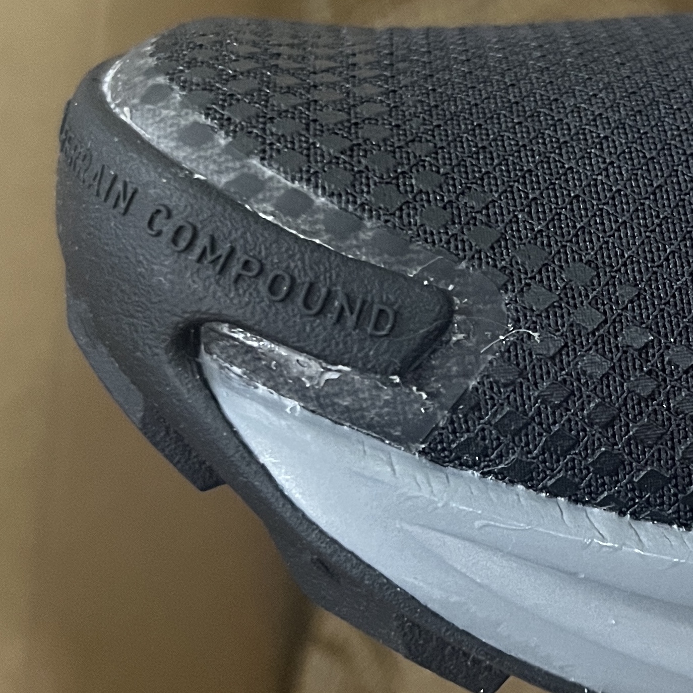 (W) Nike Pegasus Trail 5 Gore-Tex Black Cool Grey 착용 스타일