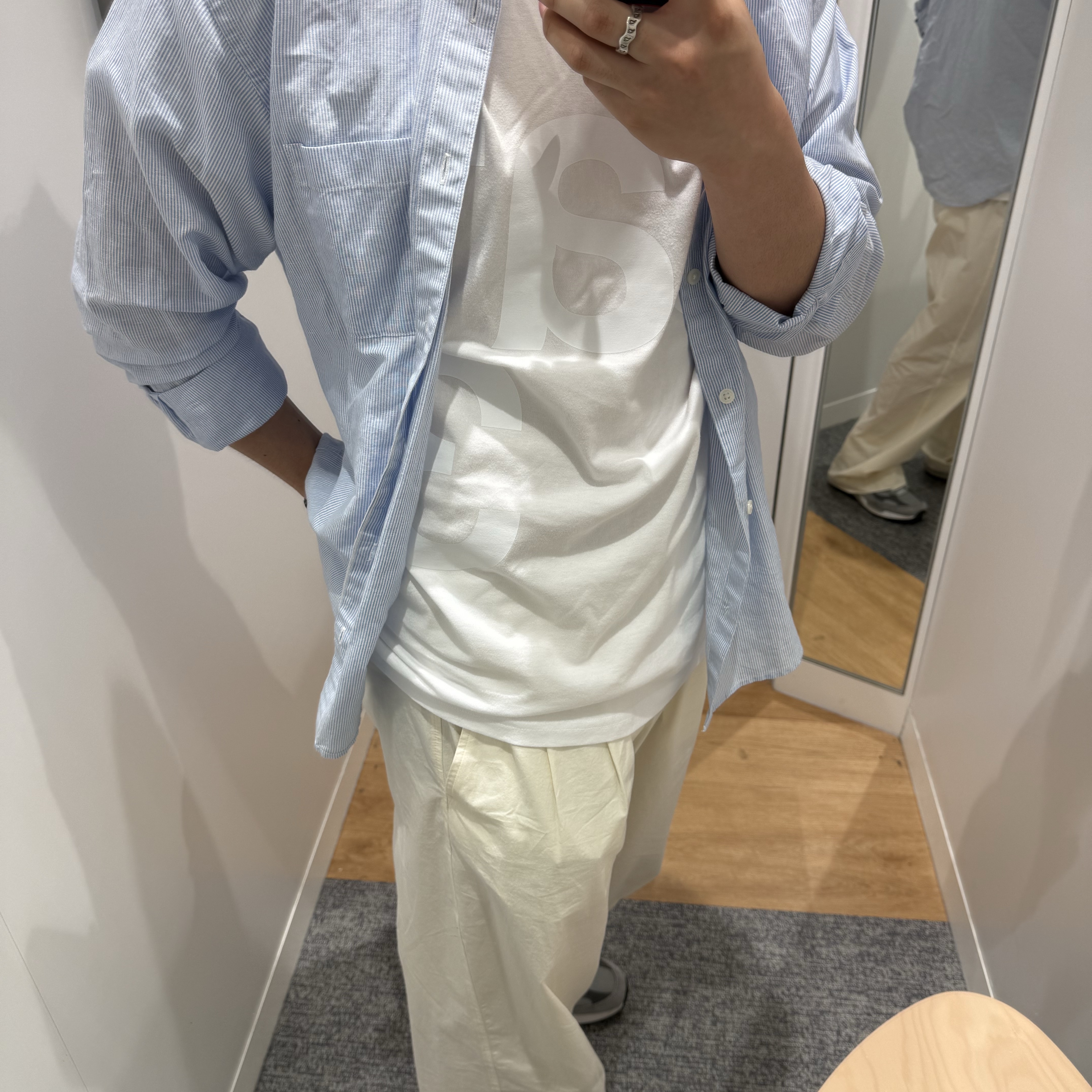 [예약 배송][KREAM 단독] Safarispot Basic Safari T-Shirt White, Gentle Monster x Maison Margiela MM208 Black Gray 착용 스타일 - 3