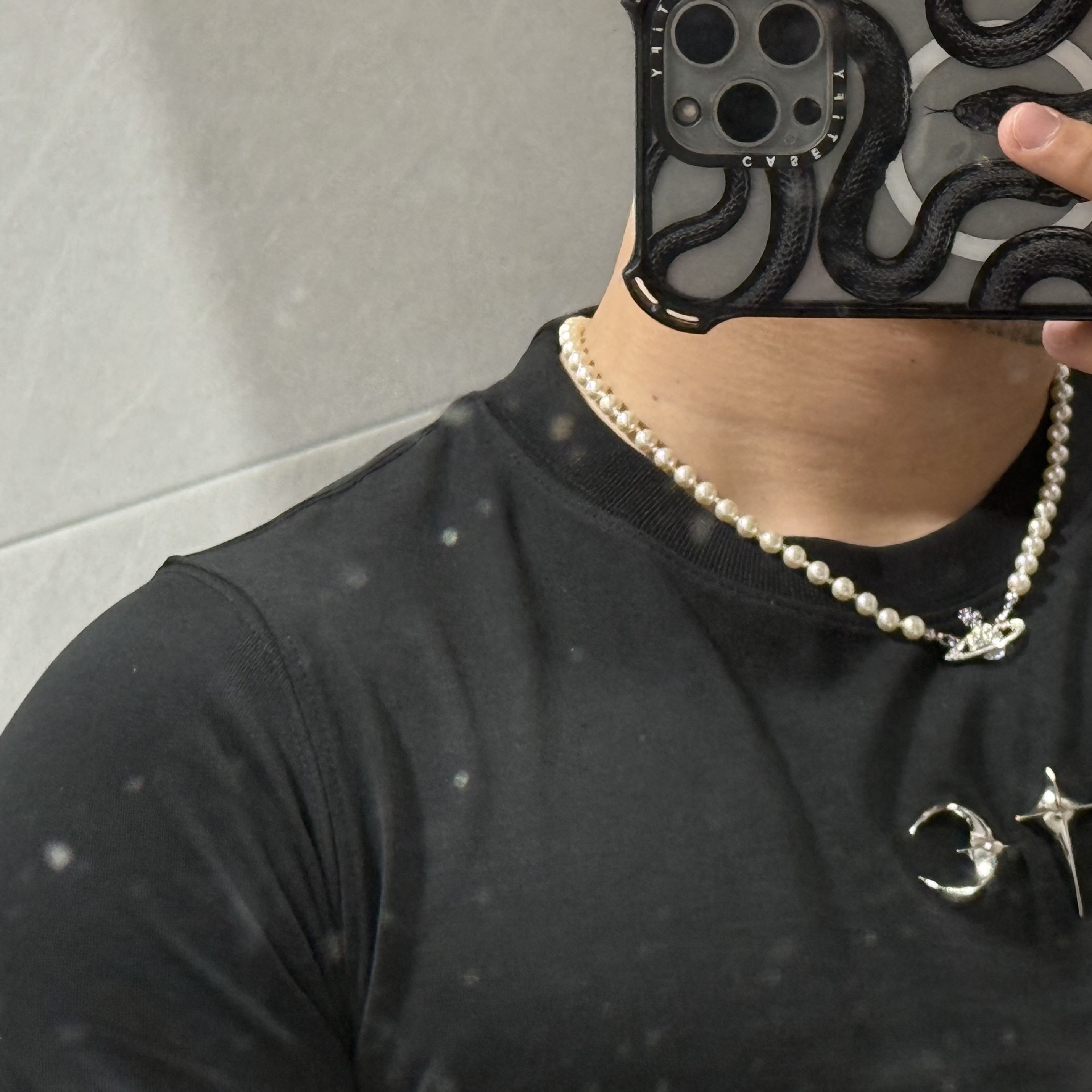 Thug Club Back T-Shirt Slim Black 착용 스타일