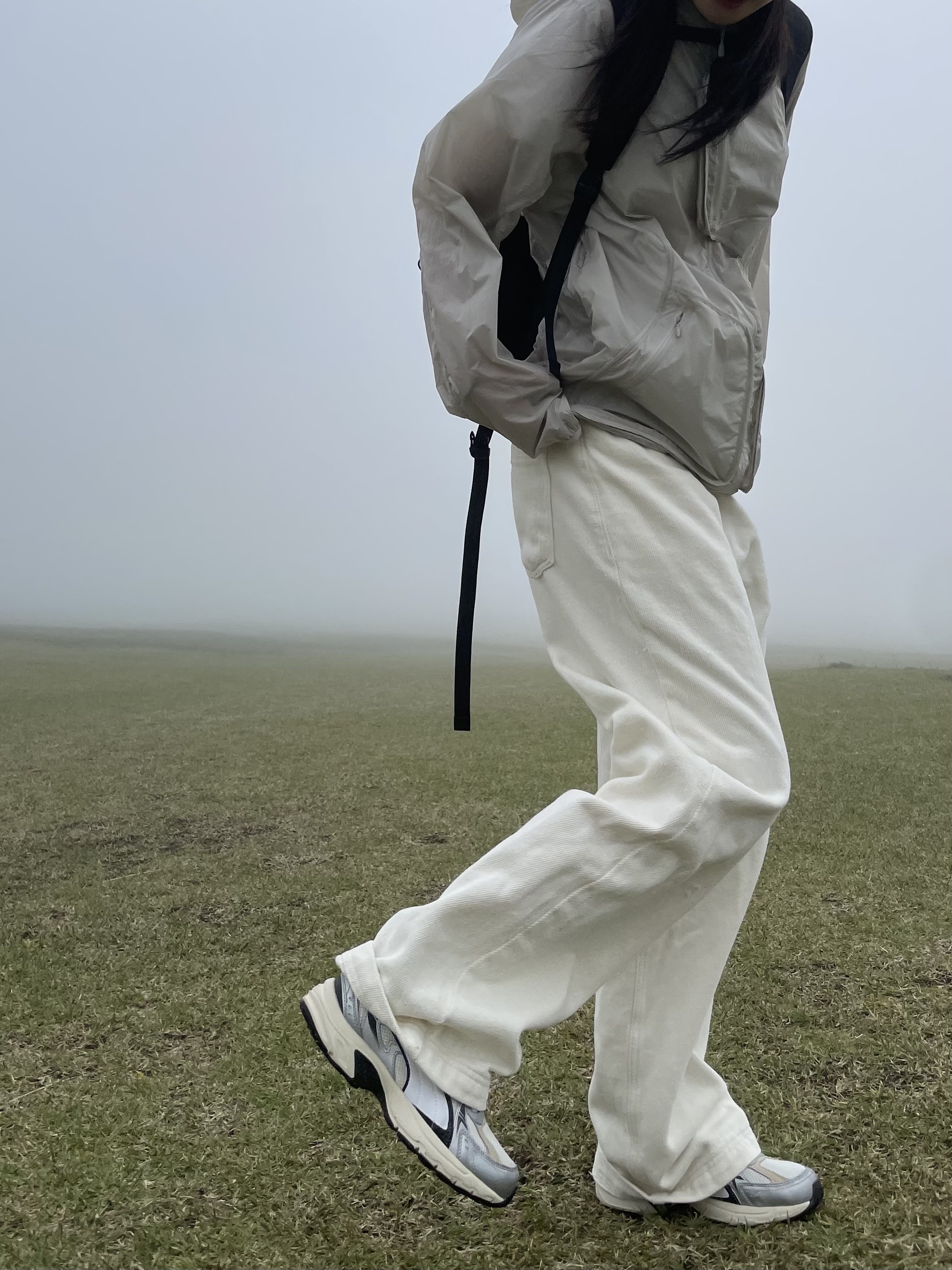 Sansan Gear 3D Pocket Jacket Light Grey - 24SS, Oakley Remix Dad Hat Cement 착용 스타일 - 2
