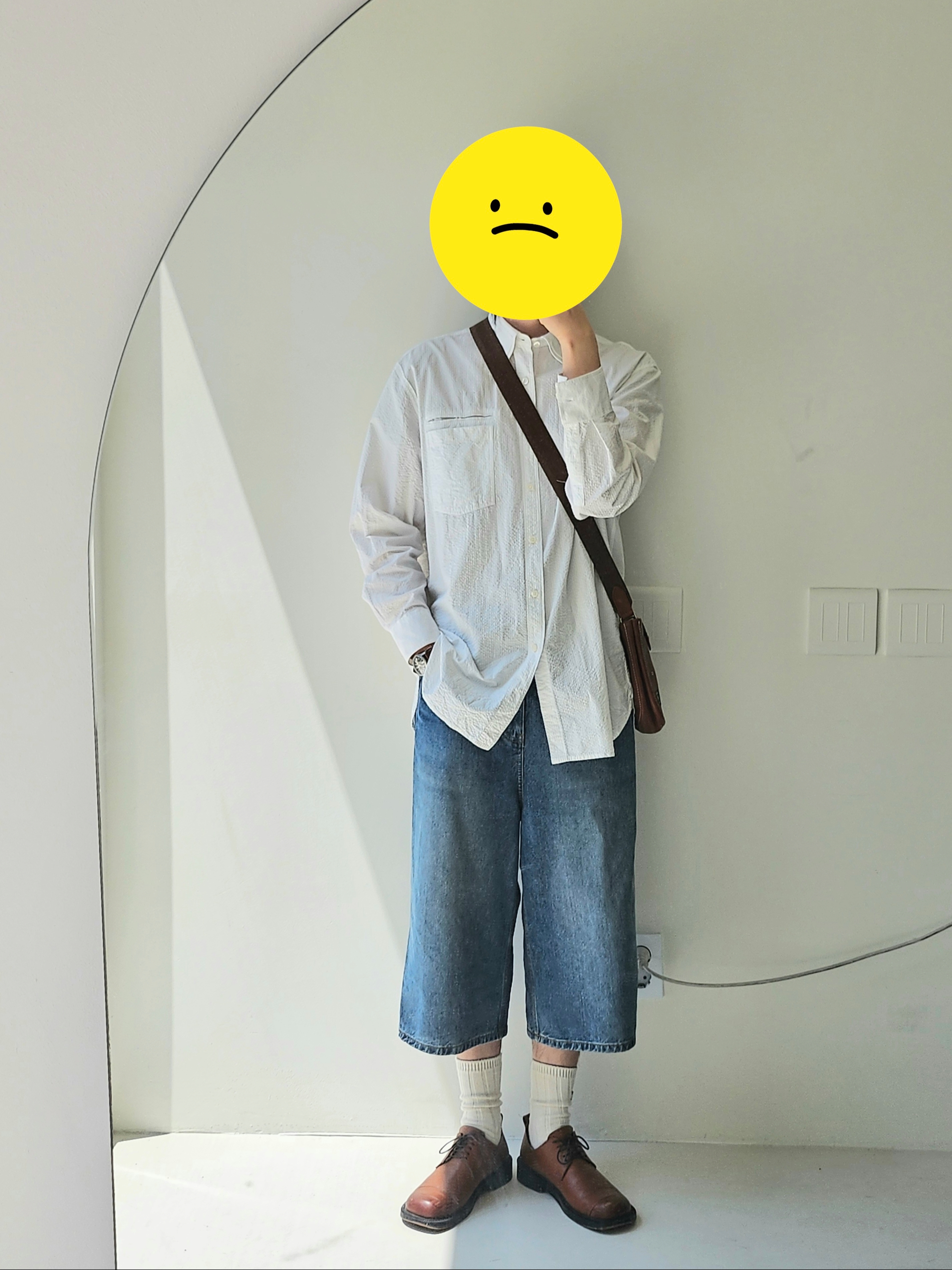Porter Cisco Shoulder Bag S Brown, Ader Error Sig; SV Tag Short Jeans 01 Blue 착용 스타일 - 1