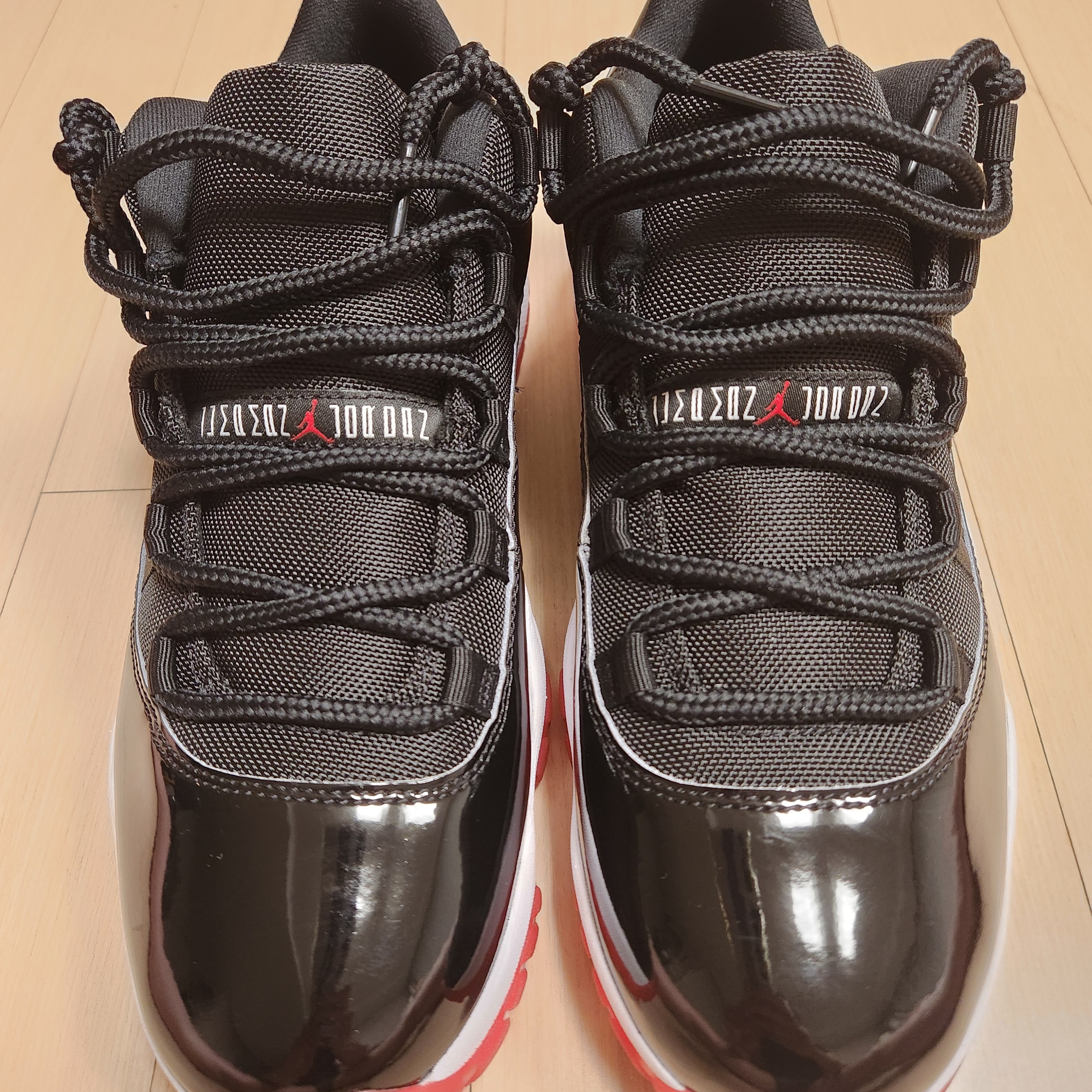 Jordan 11 Retro Low Bred 2025 착용 스타일 - 1