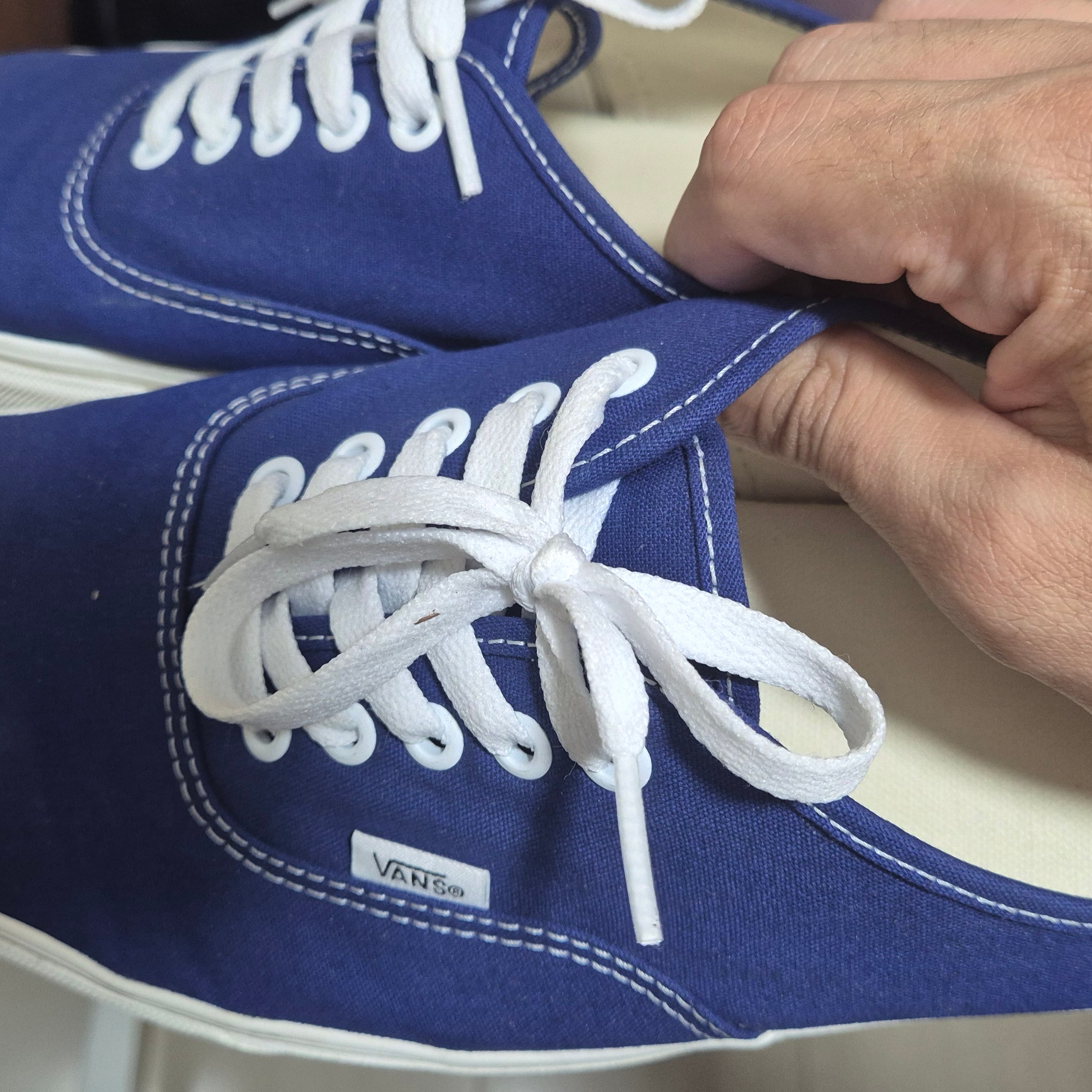 Vans Canvas Authentic Mule Blue 착용 스타일