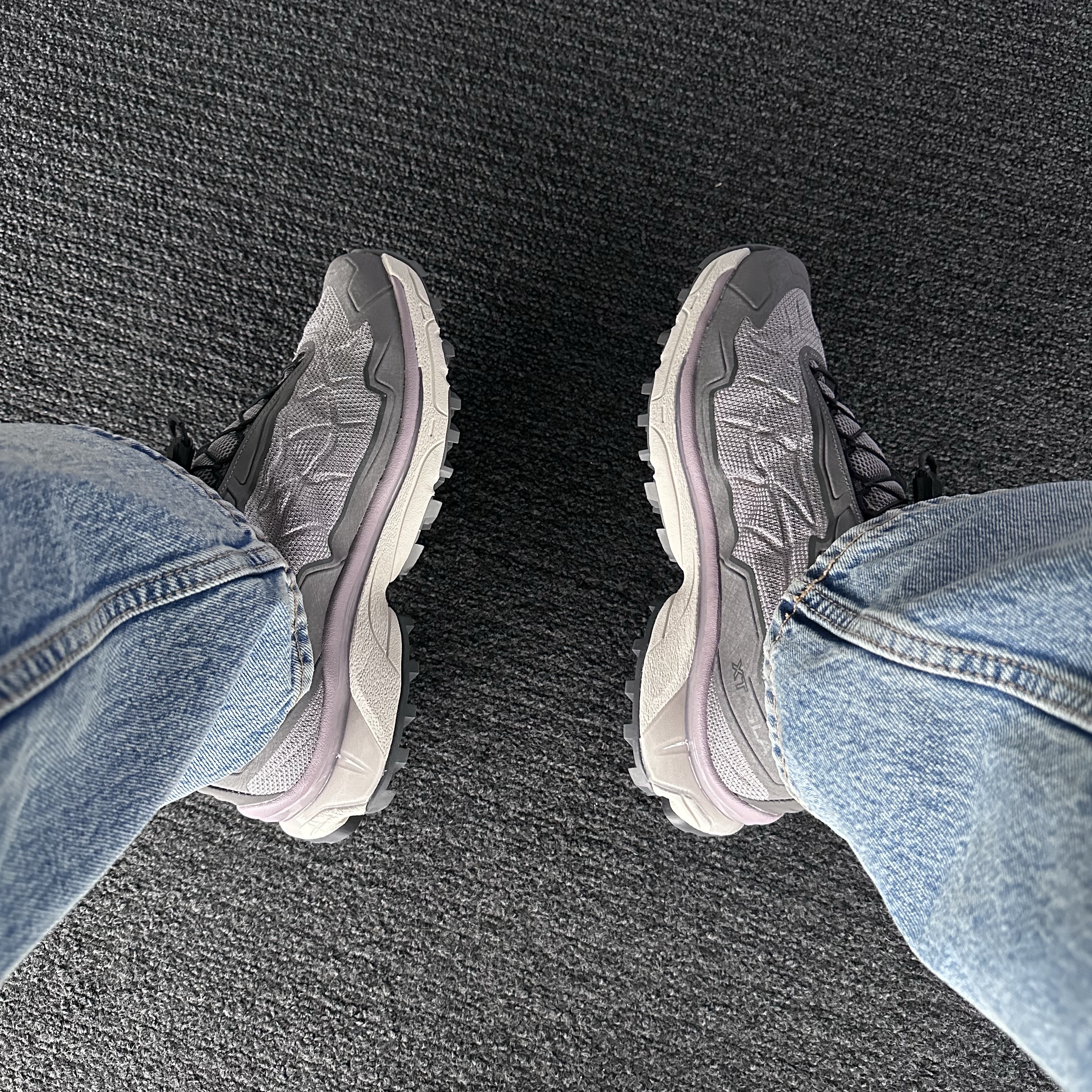 Salomon XT-Slate ADV Gull Moonscape 착용 스타일