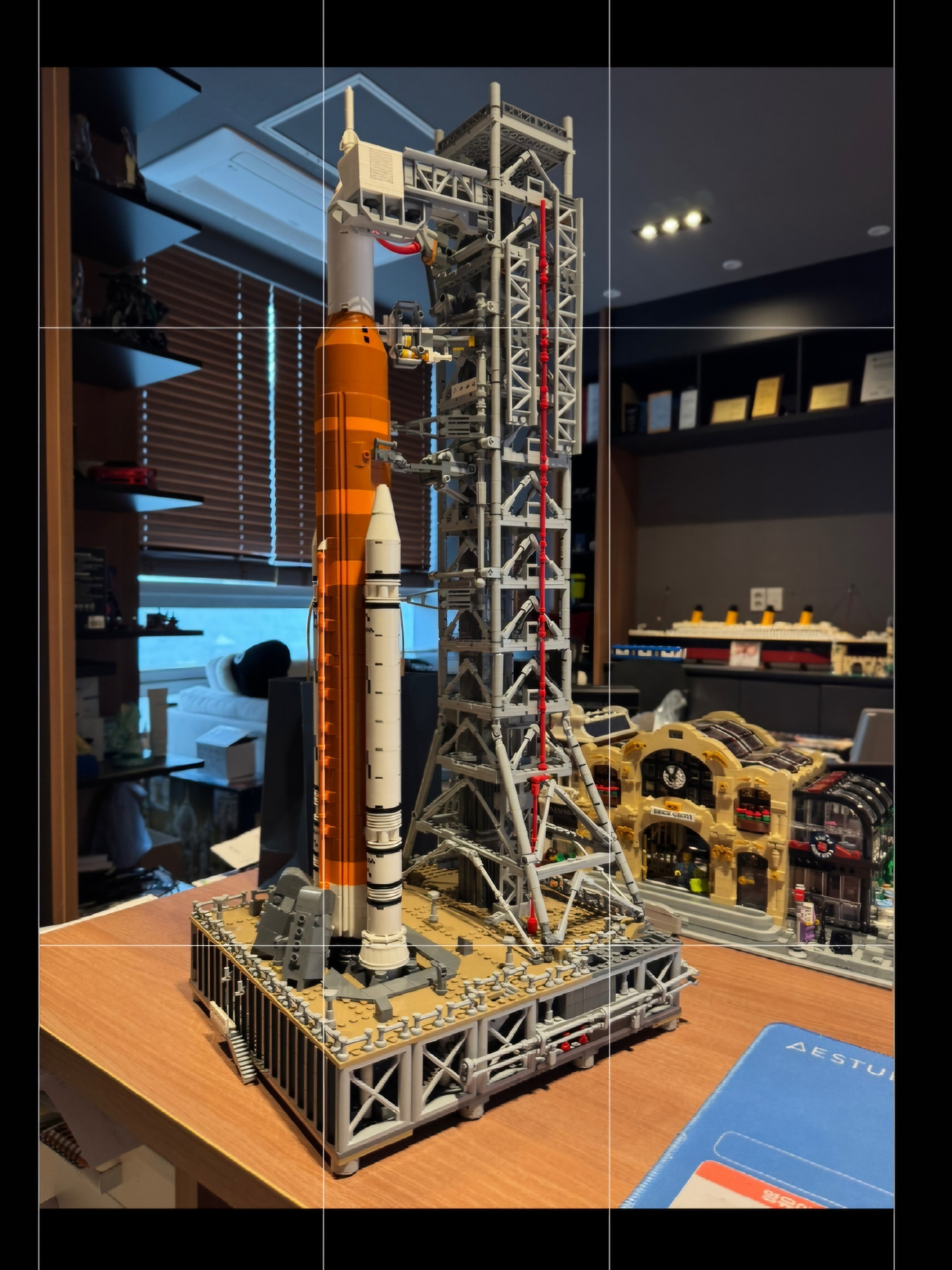 Lego NASA Artemis Space Launch System 착용 스타일