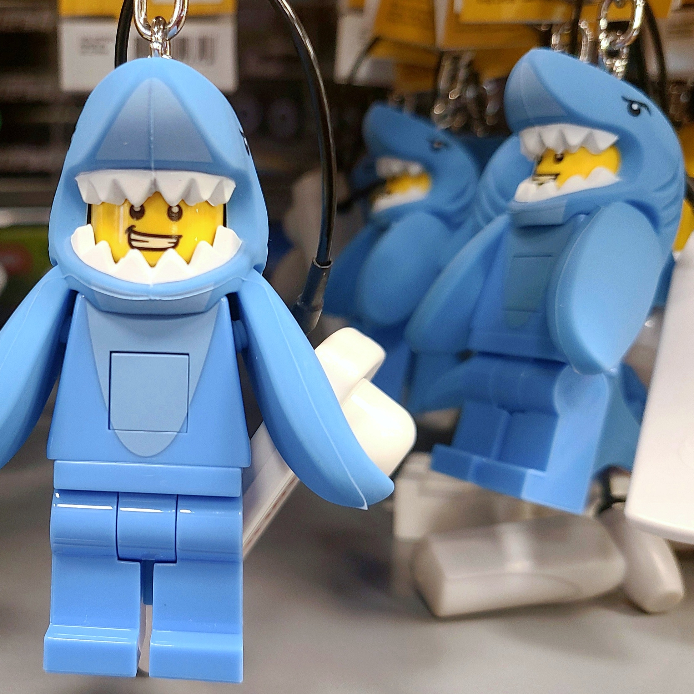 Lego Gear Hot Dog Guy Key Chain 착용 스타일 - 4