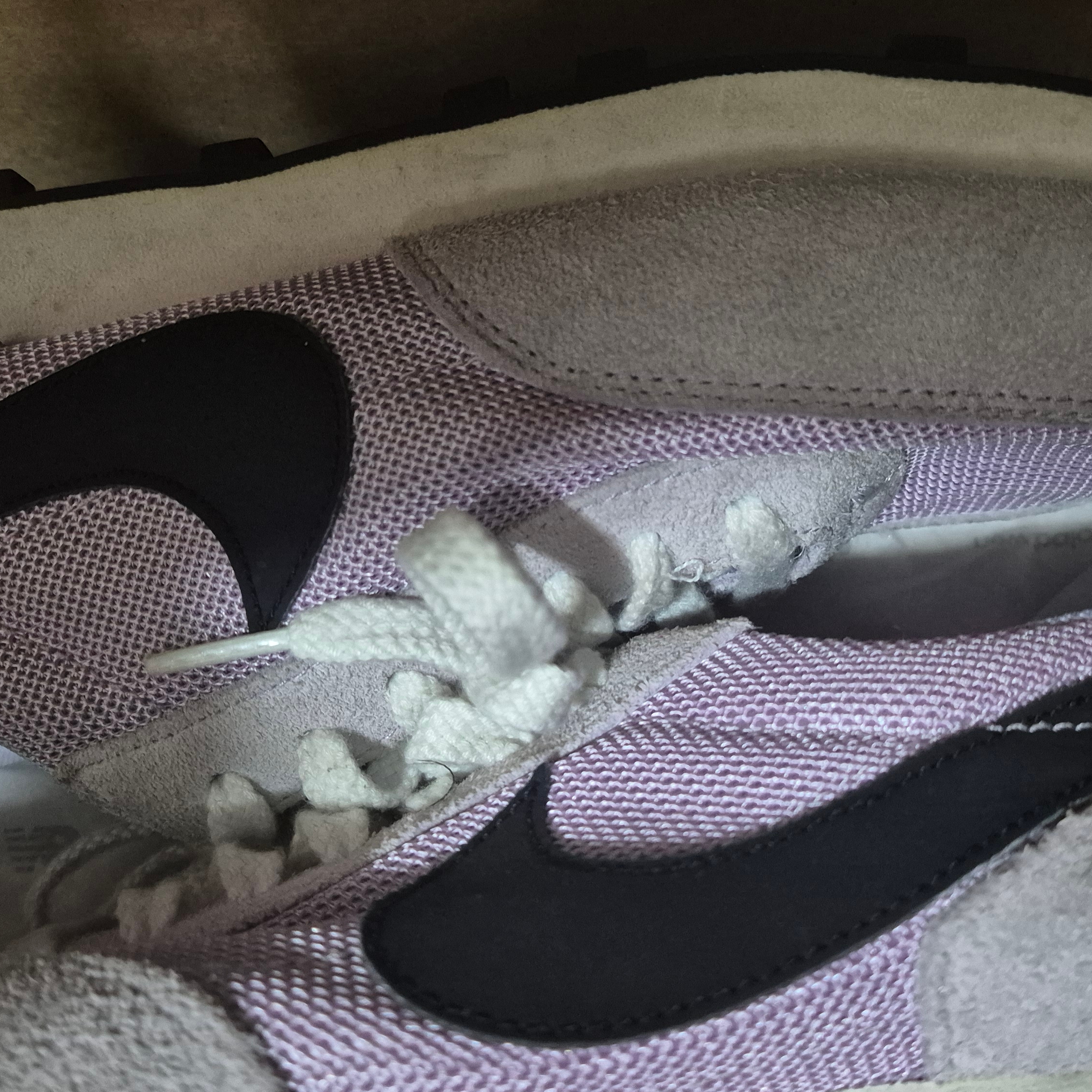 Nike Daybreak SP Lavender Mist 착용 스타일