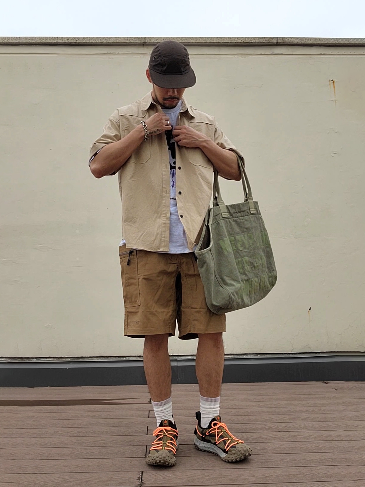 Nike ACG Mountain Fly Low Gore-Tex SE Hazel Rush 착용 스타일 - 1