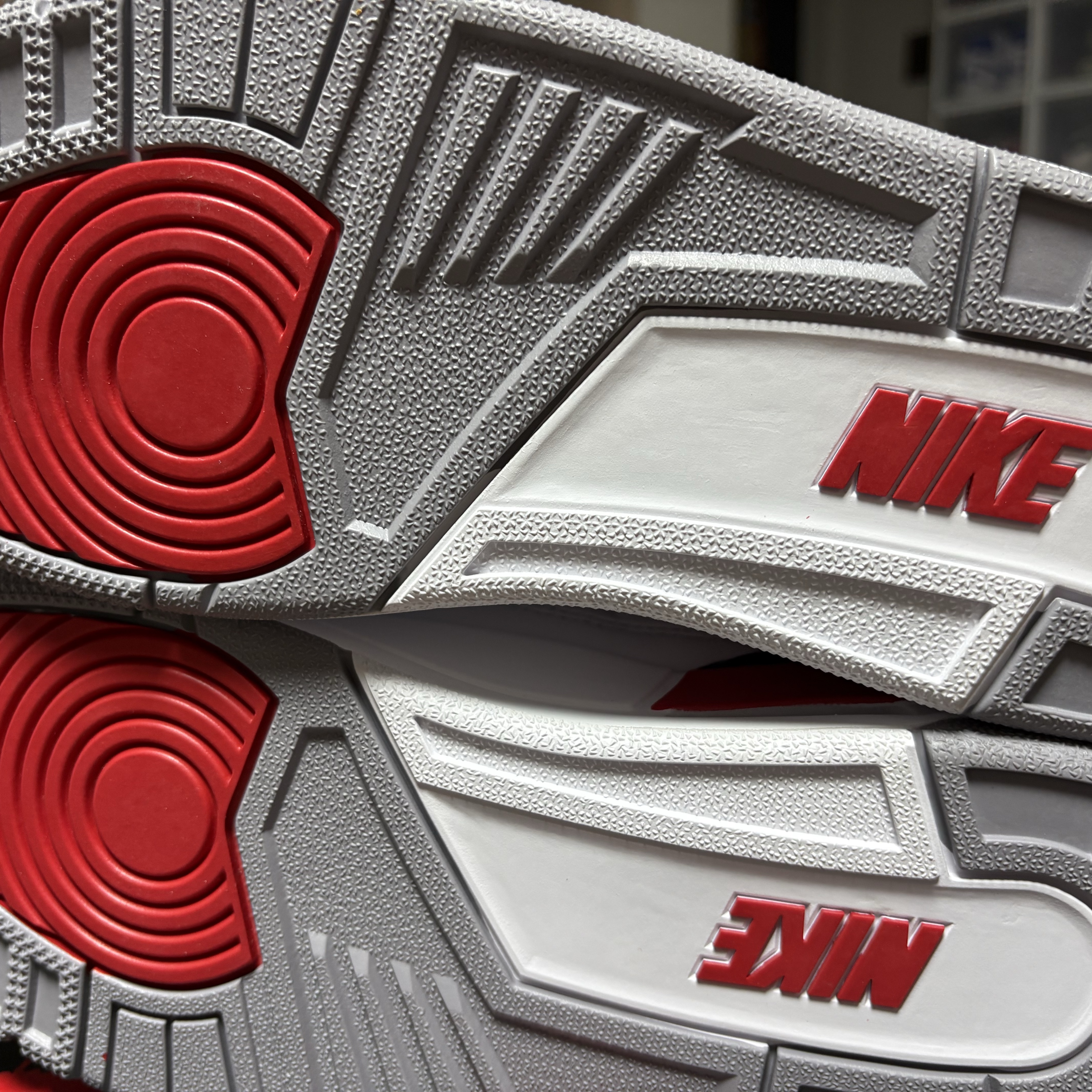 Jordan 3 Retro Fire Red 2022 착용 스타일 - 6