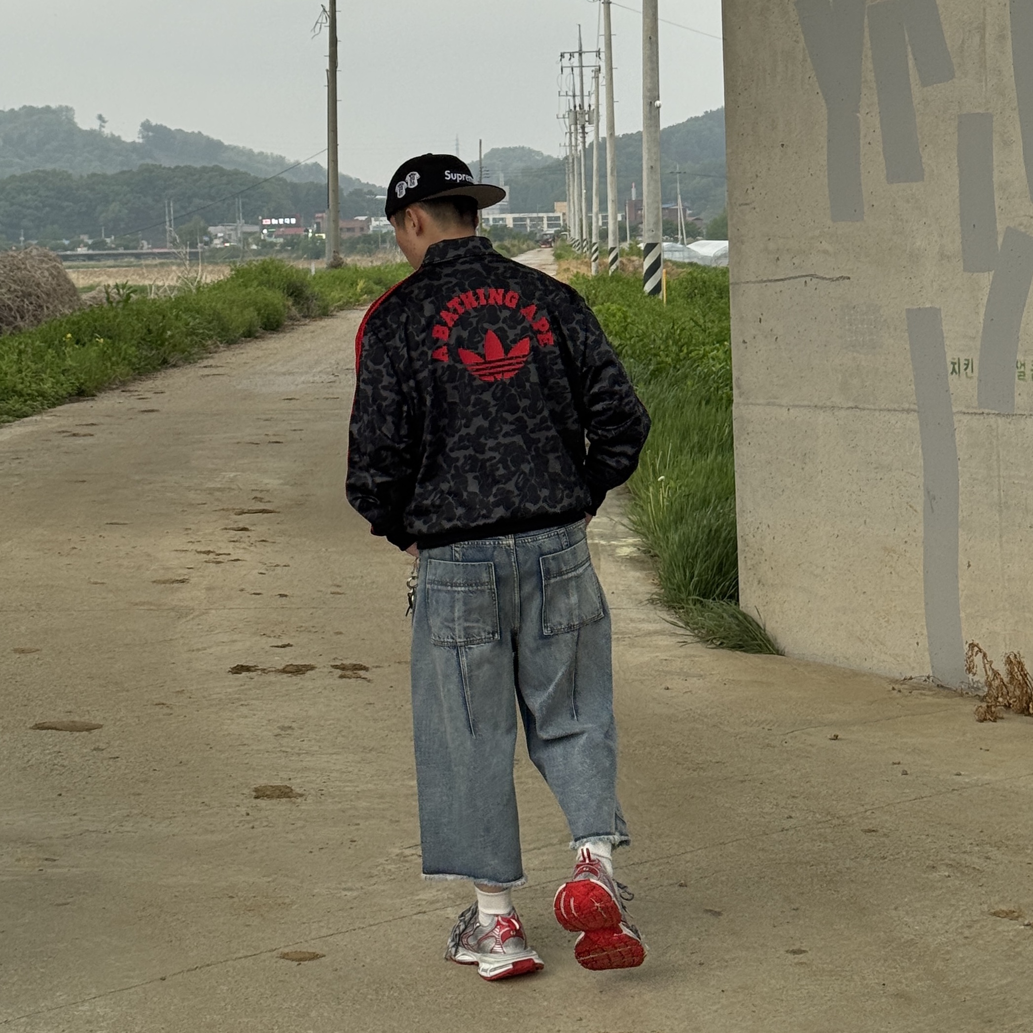 Adidas x BAPE Allover Print Track Top Black - KR Sizing, Balenciaga 3XL Sneakers White Red 착용 스타일 - 3