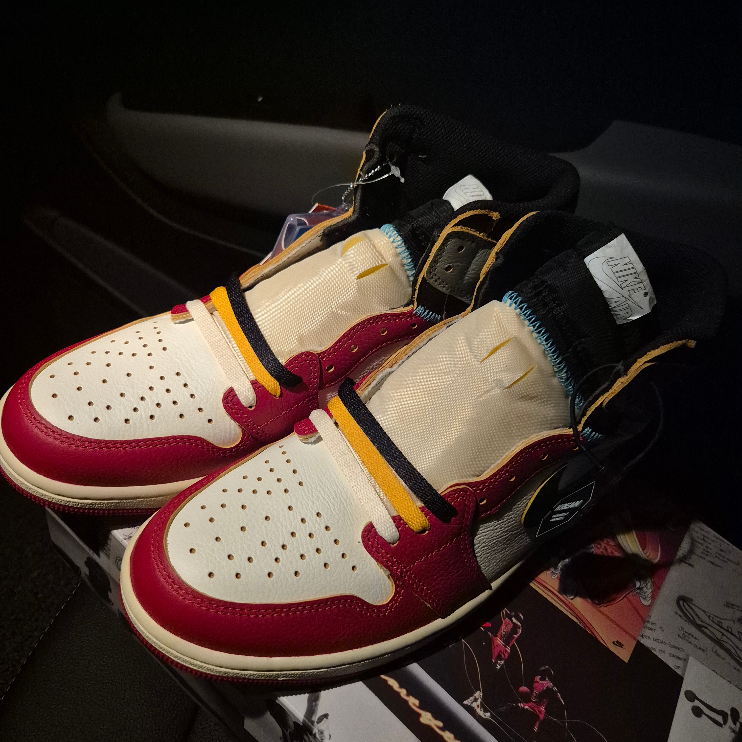 Jordan 1 x Union Retro High OG Chicago Shadow 착용 스타일 - 2