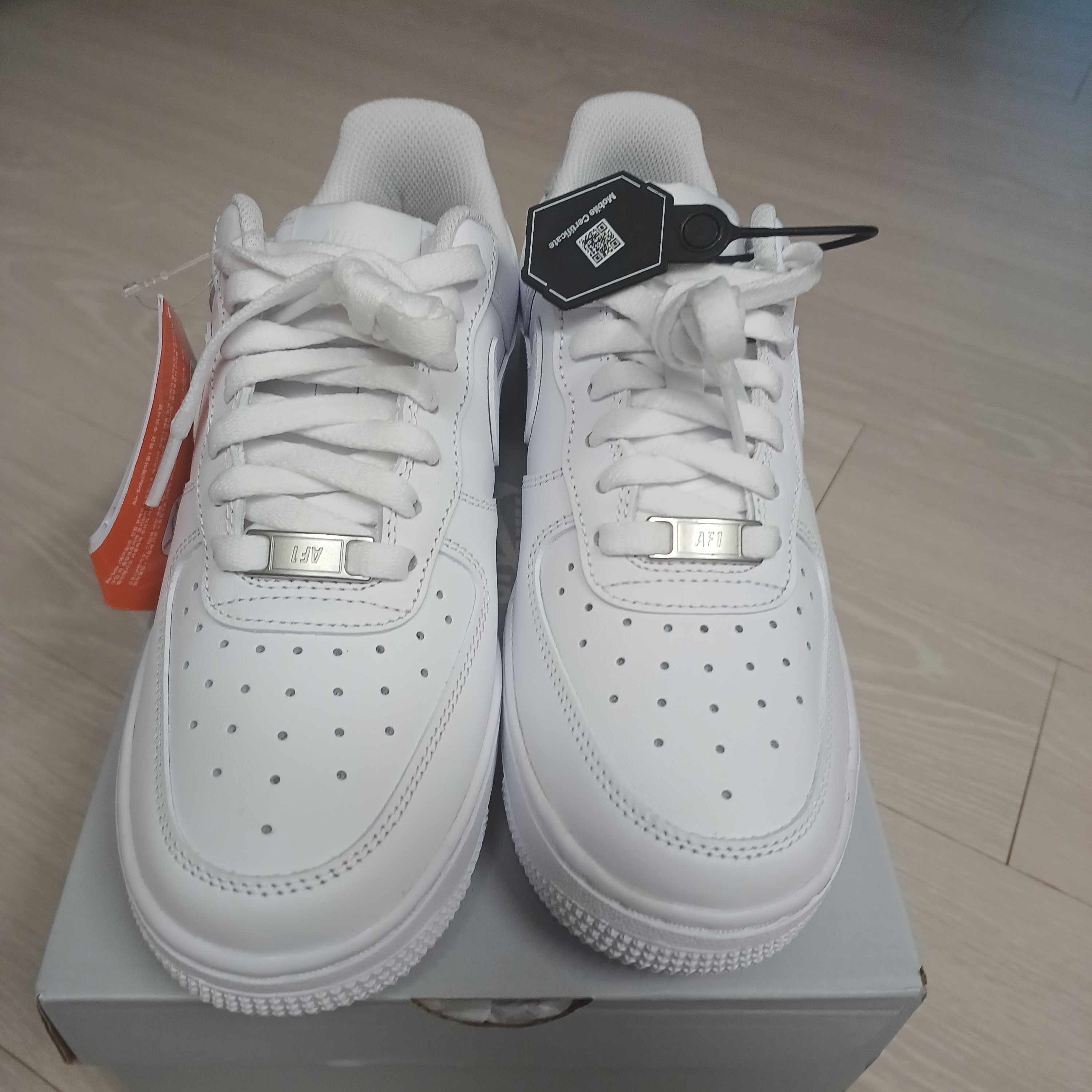 (W) Nike Air Force 1 '07 Low White 착용 스타일