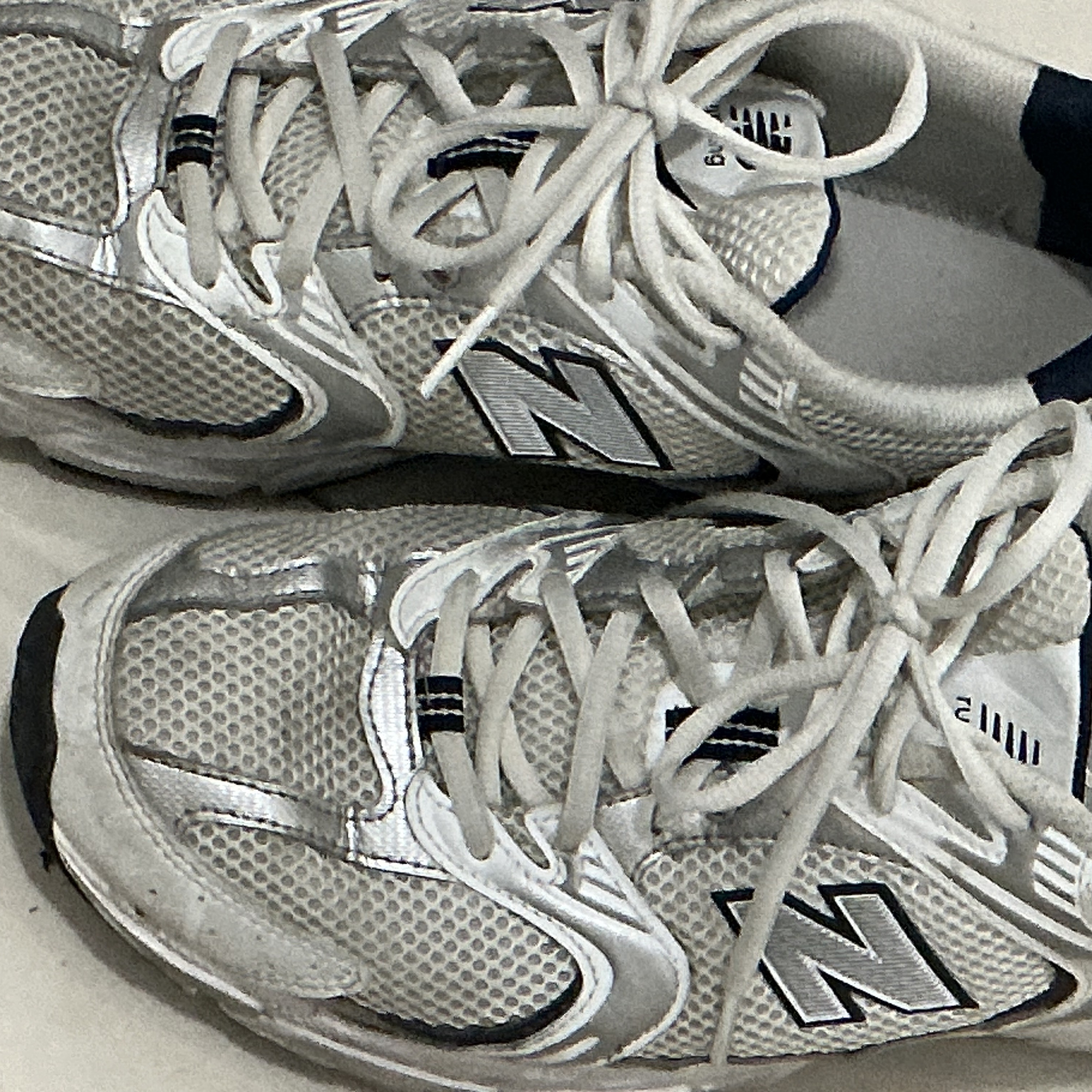 New Balance 530 White 착용 스타일