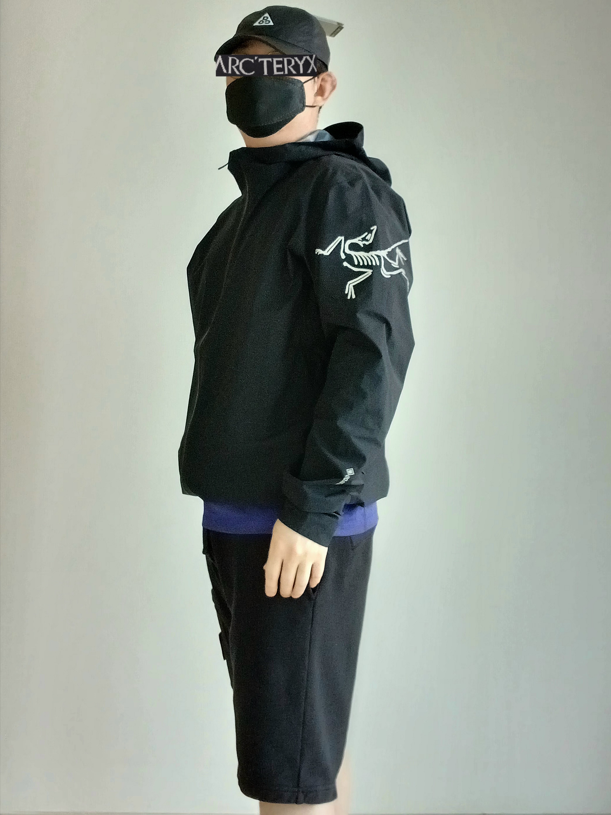 Nike ACG Trail Cap Black, Arc'teryx Norvan Jacket Black 착용 스타일 - 3
