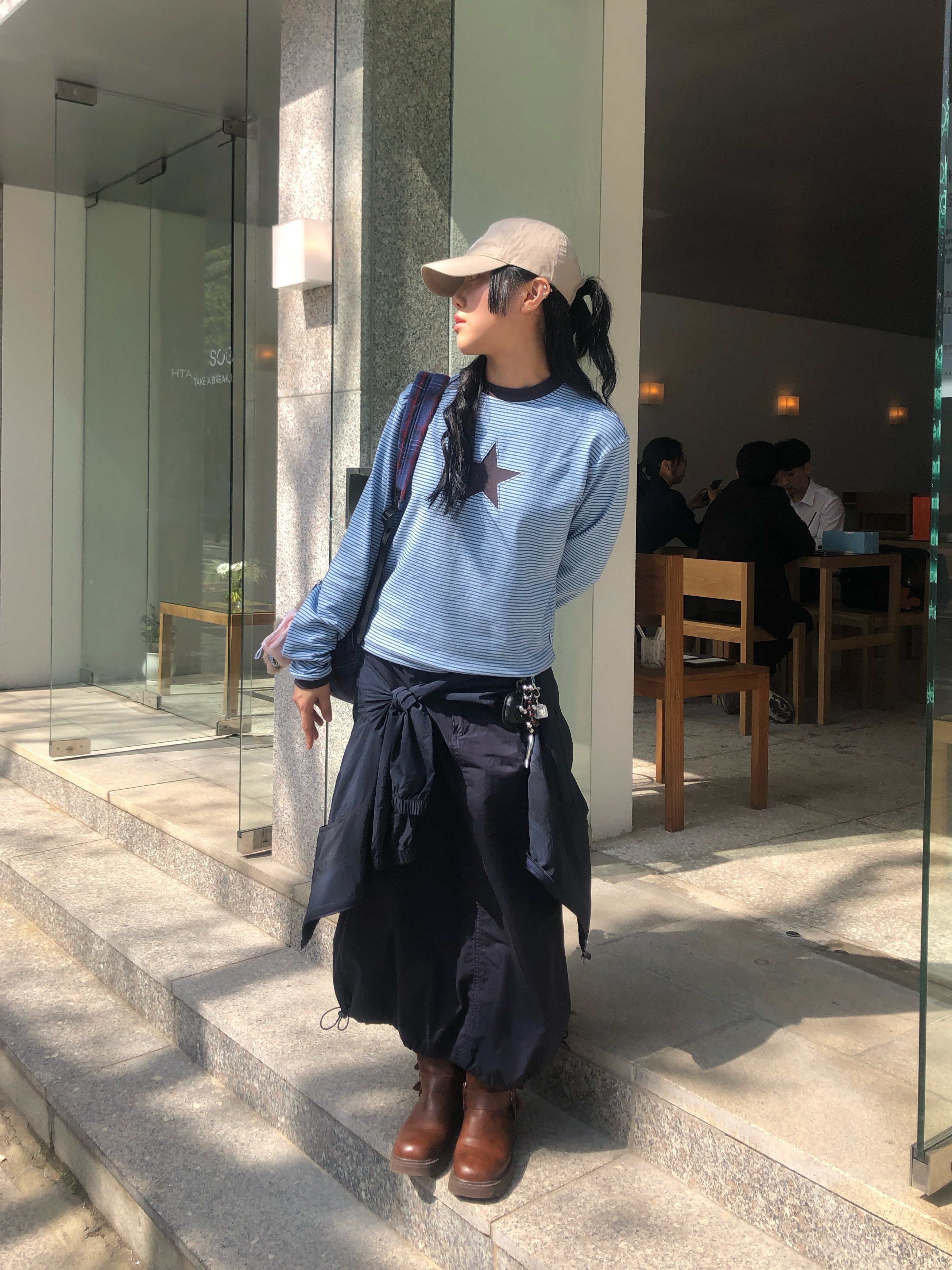 BadBlue Stripe My Little Star L/S Blue, BadBlue My Little Star L/S Chocolate 착용 스타일 - 3